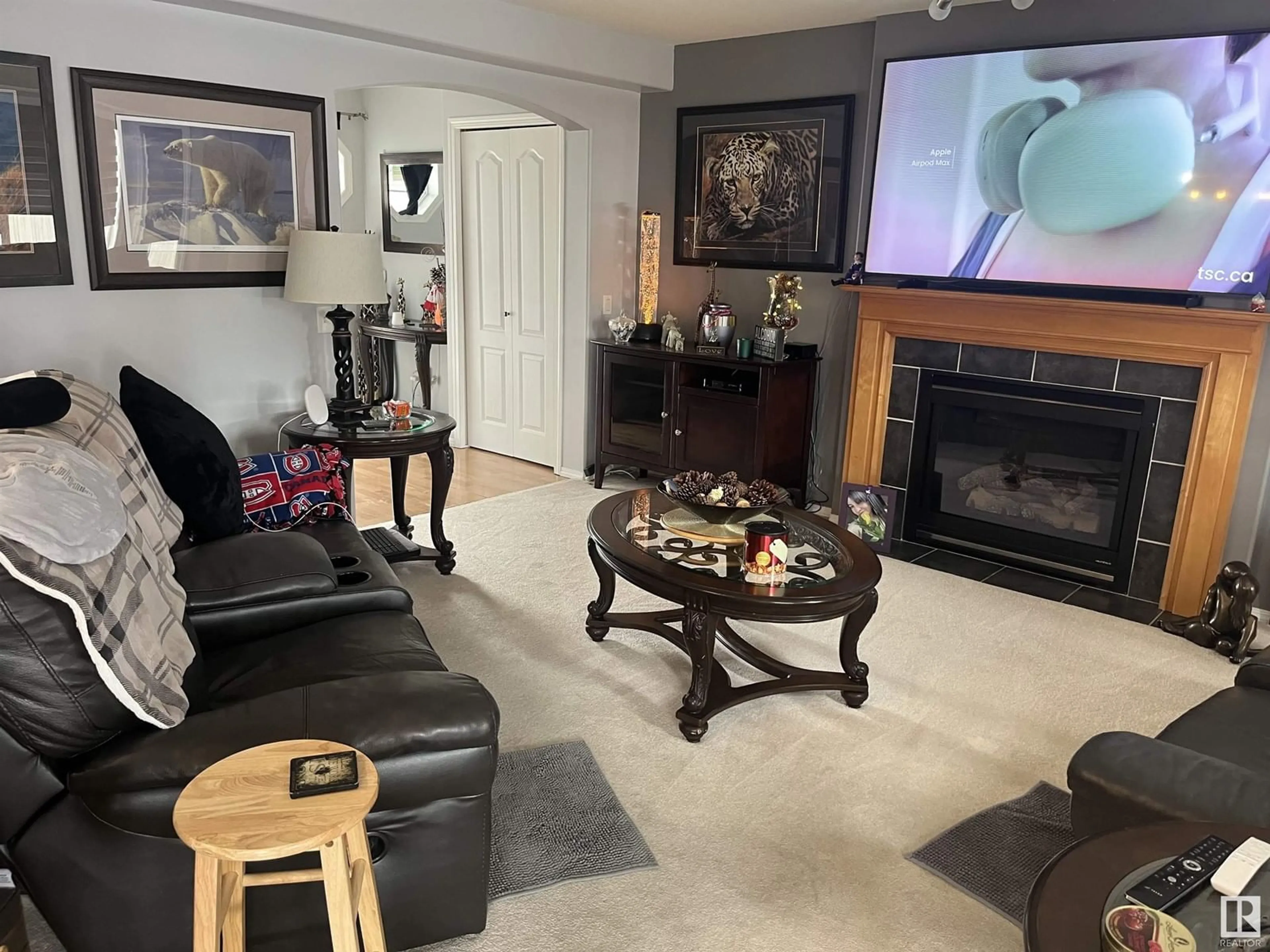 Living room with furniture, unknown for 97 BIRCHWOOD DR, Devon Alberta T9G2H9