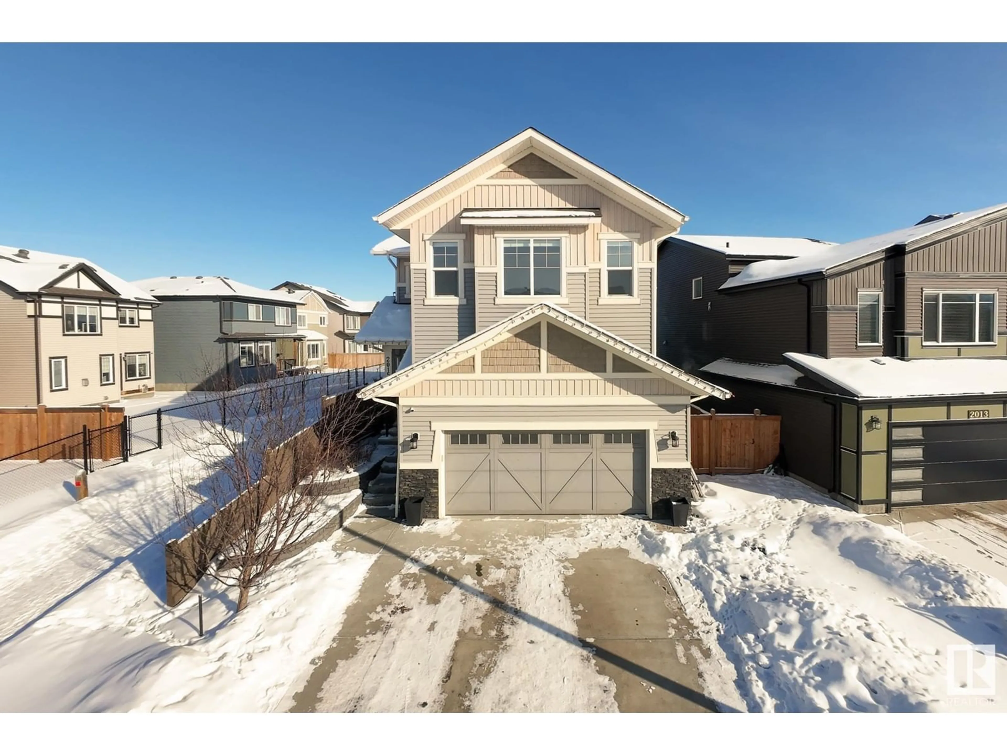 A pic from outside/outdoor area/front of a property/back of a property/a pic from drone, street for 2015 PRICE LANDING LD SW, Edmonton Alberta T6W3P8