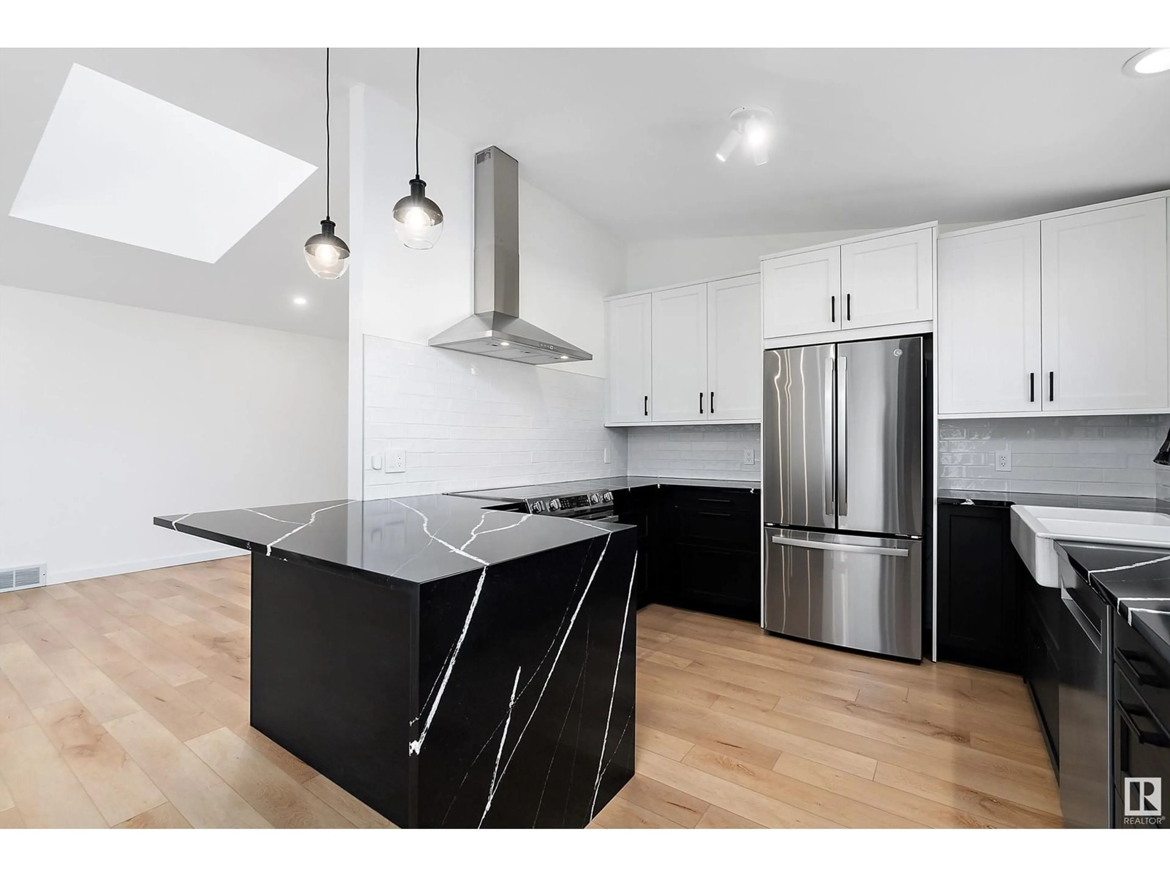 Open concept kitchen, unknown for 49 JACKSON RD NW, Edmonton Alberta T6L6S7