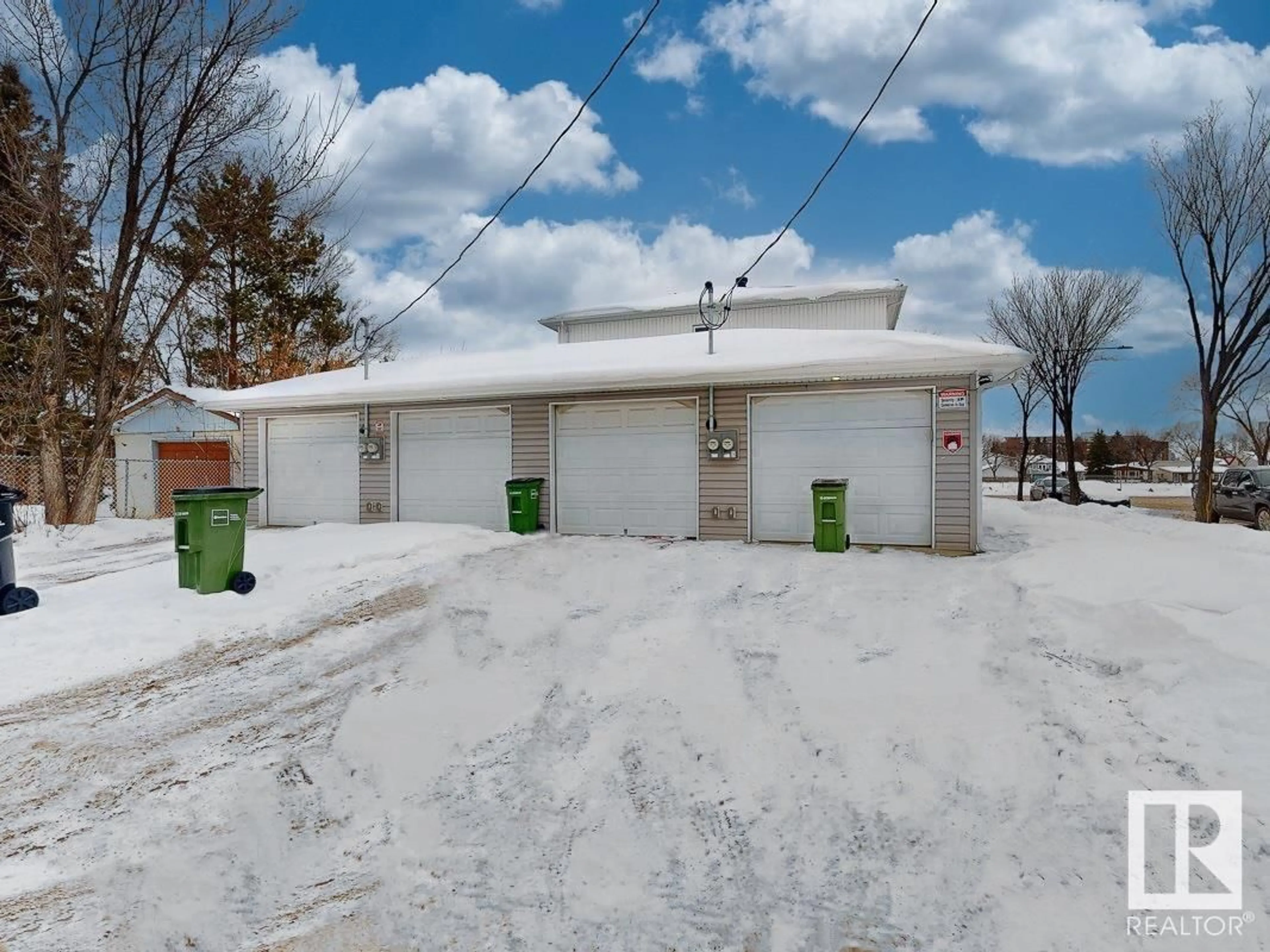 Indoor garage for 13110 112 AV NW, Edmonton Alberta T5M1C3