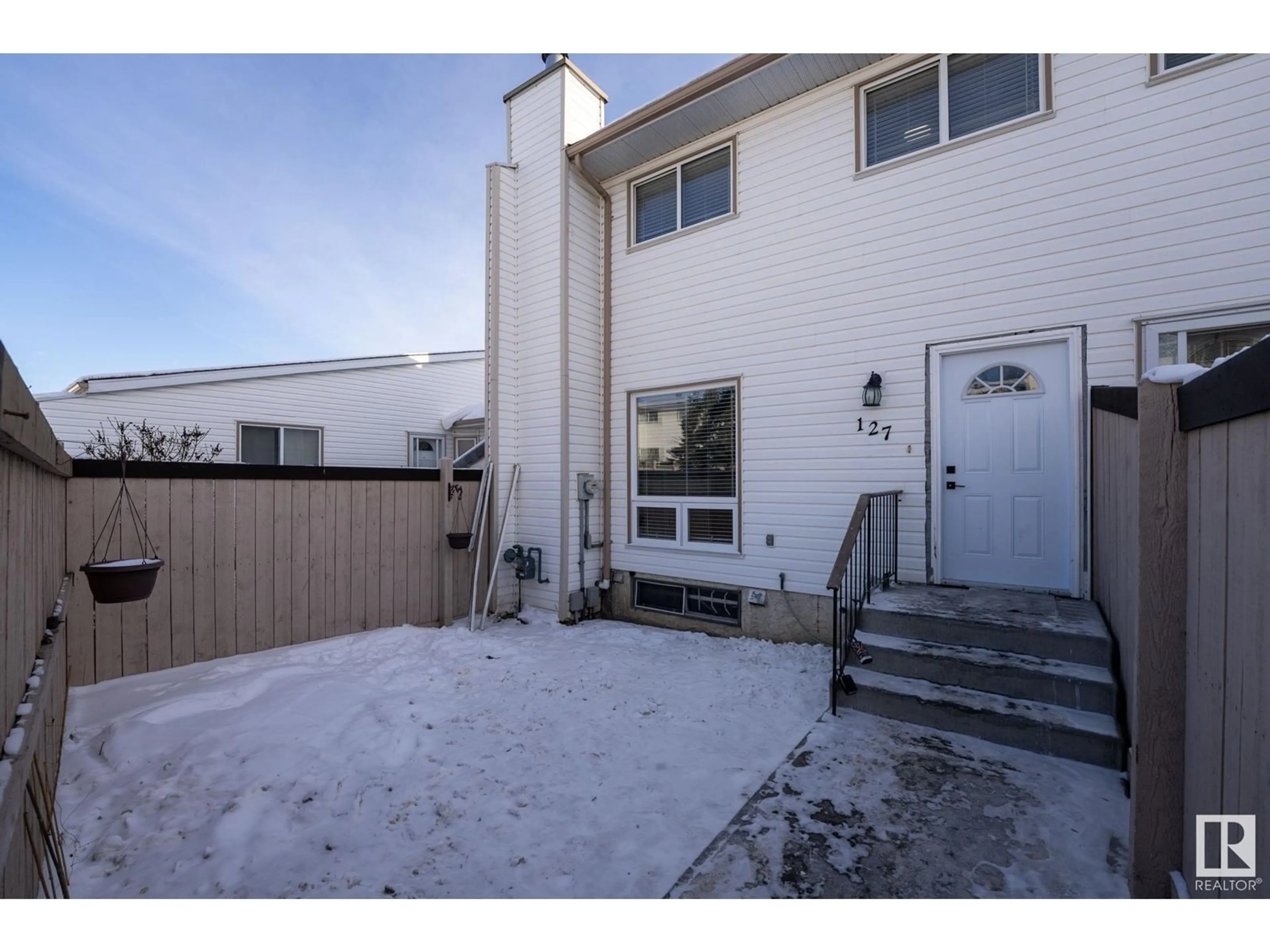 Unknown for 127 MARLBOROUGH PL NW, Edmonton Alberta T5T1Y6