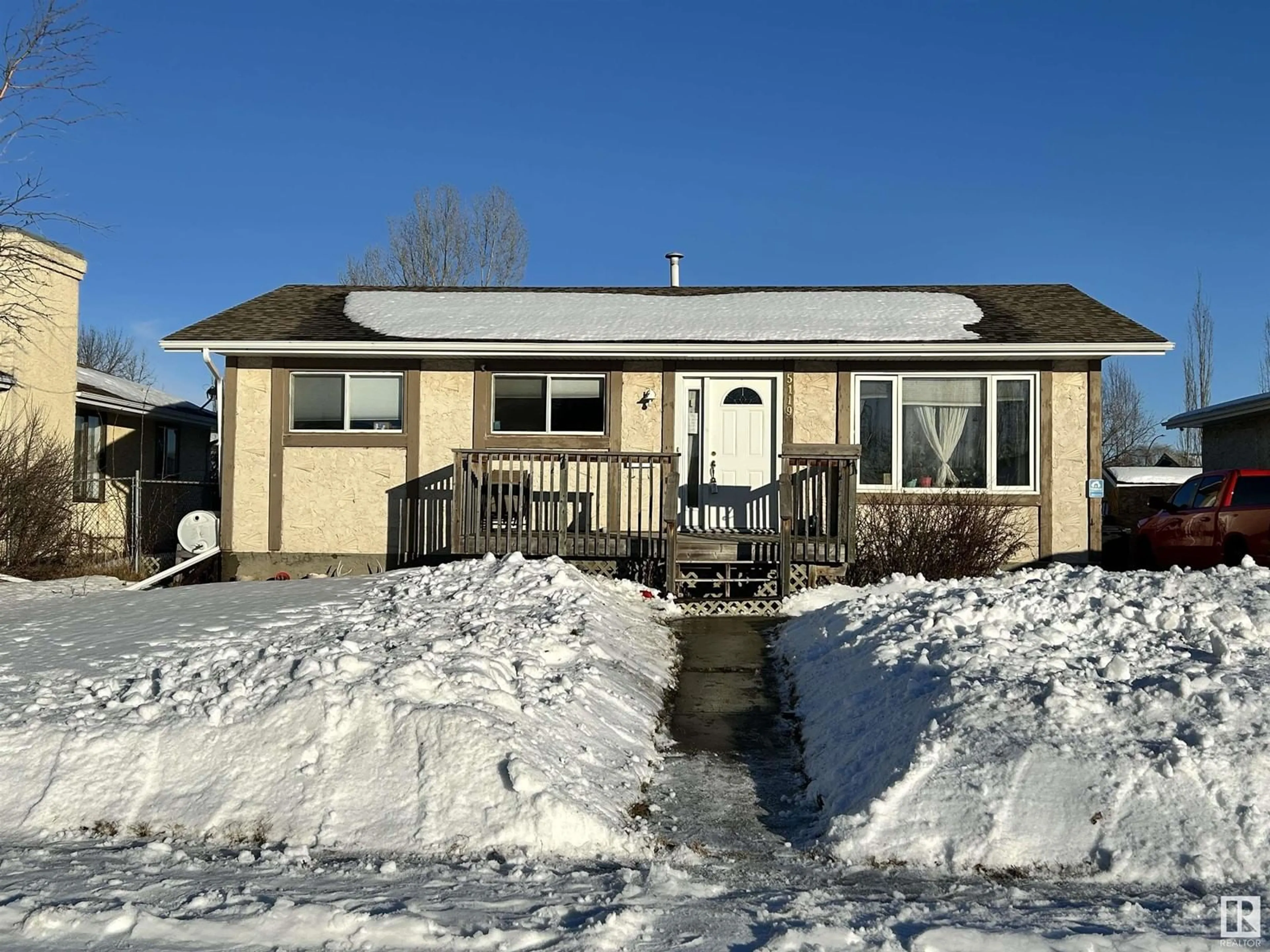 Home with vinyl exterior material, street for 5119 55 ST, Bon Accord Alberta T0K0K0