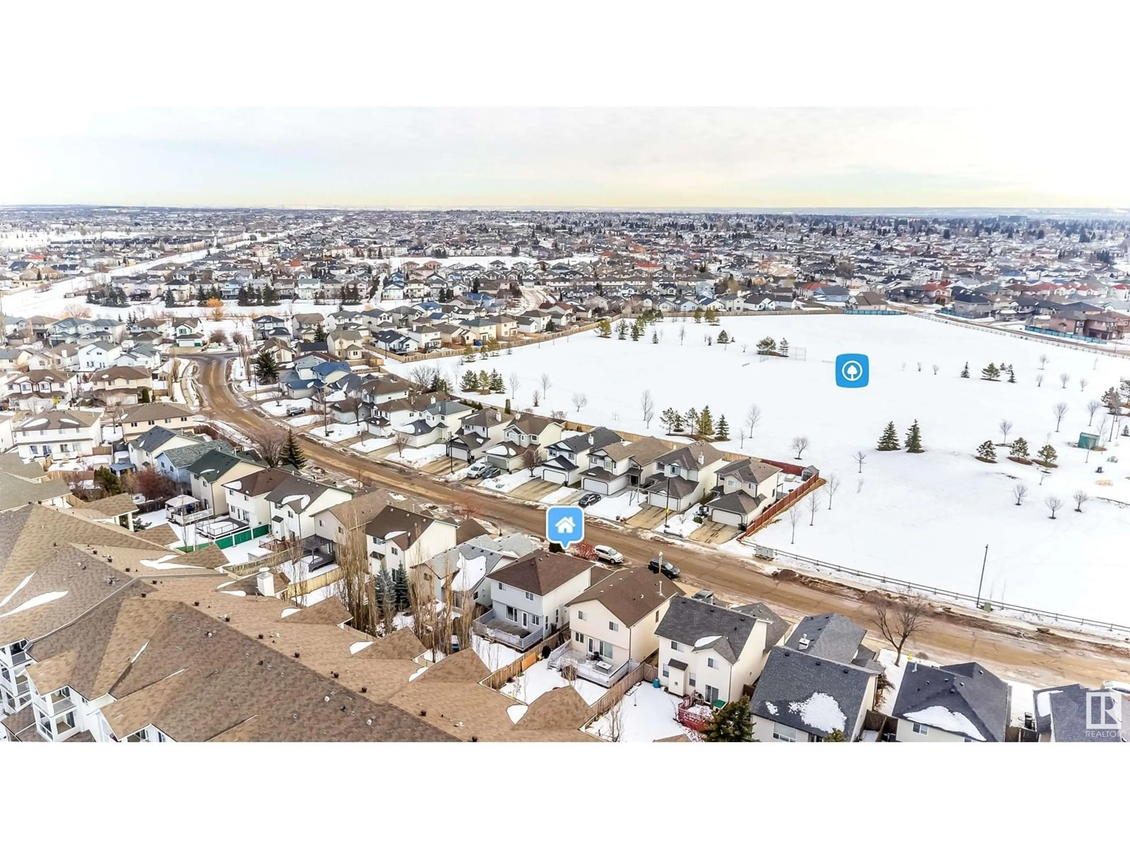 A pic from outside/outdoor area/front of a property/back of a property/a pic from drone, unknown for 16108 95 ST NW NW, Edmonton Alberta T5Z3N2