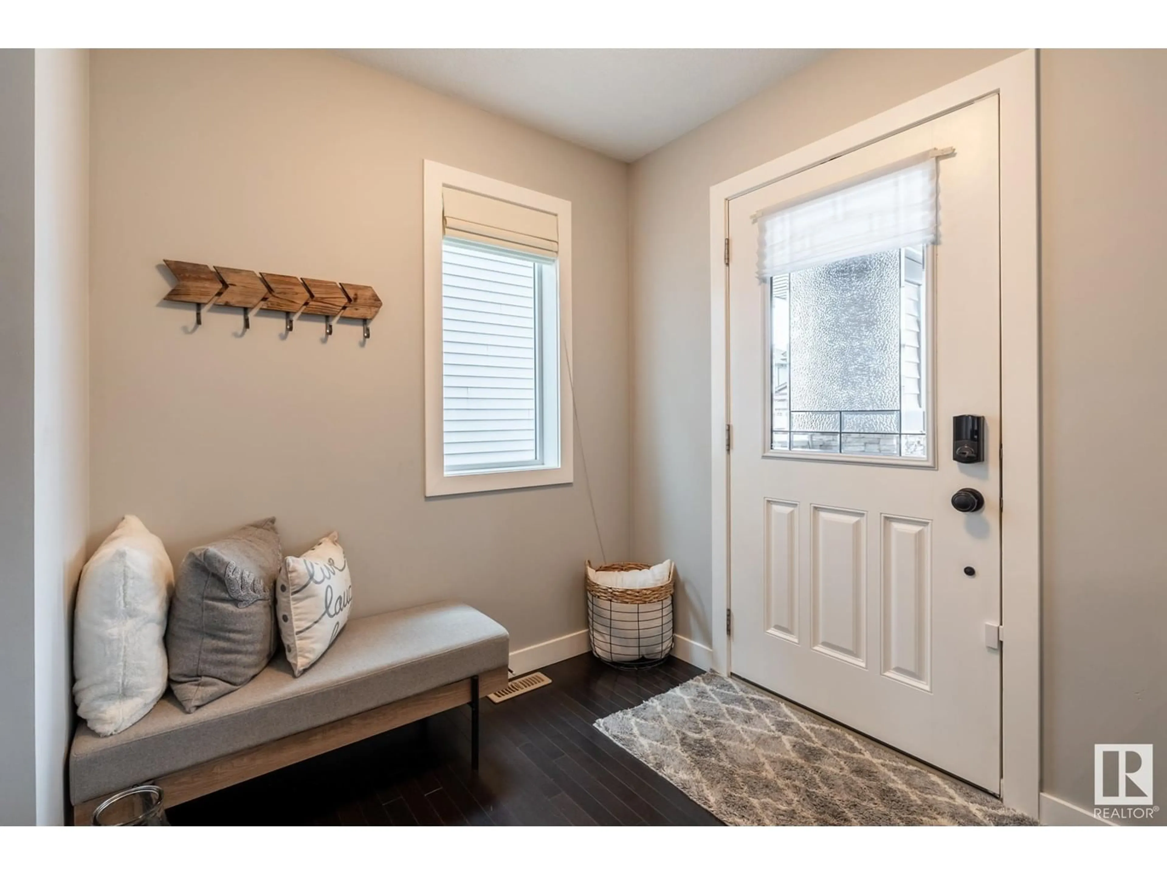 Indoor entryway for 1217 177A ST SW, Edmonton Alberta T6W2A1