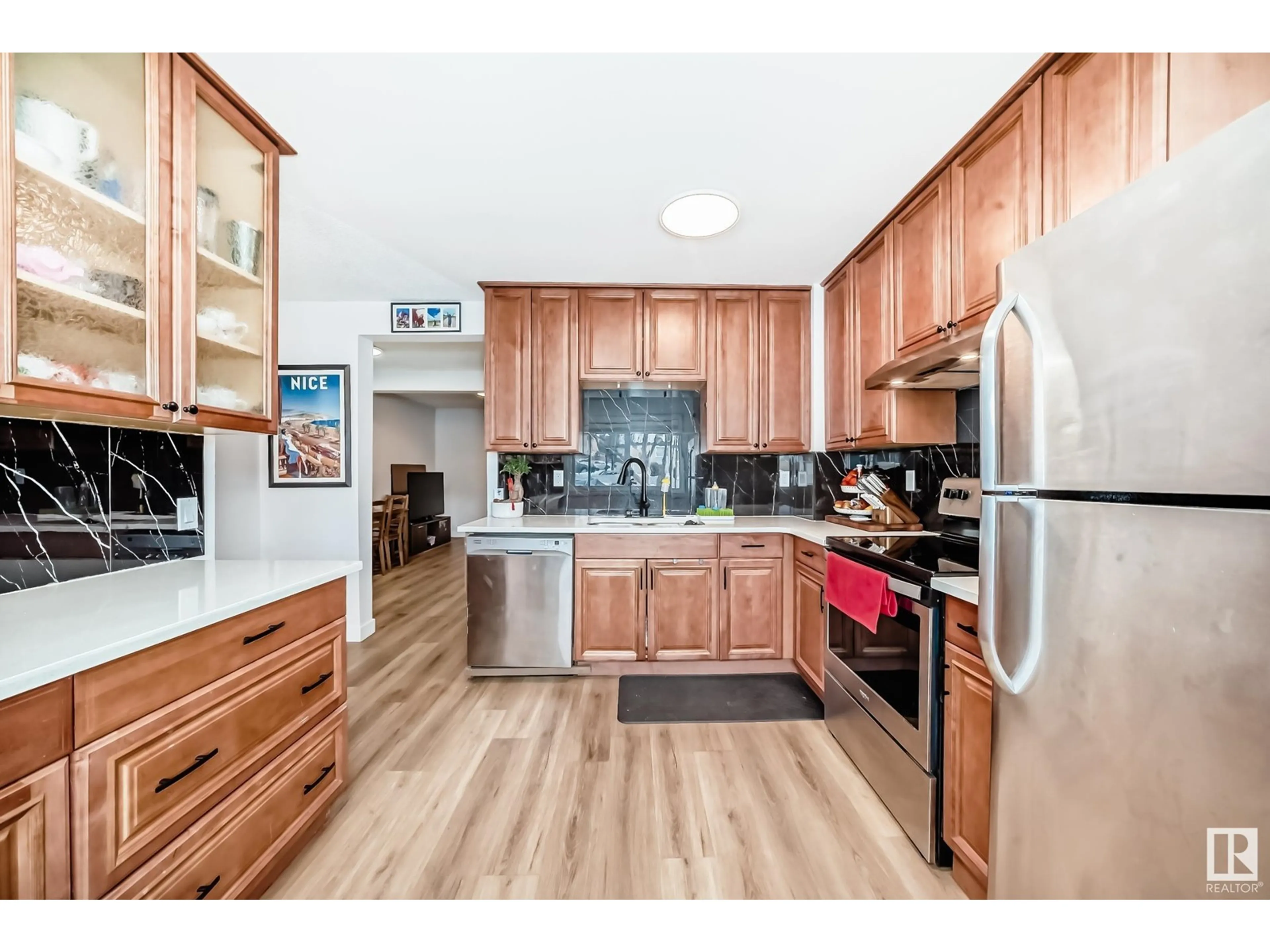 Standard kitchen, unknown for #22 14511 52 ST NW, Edmonton Alberta T5A4M6