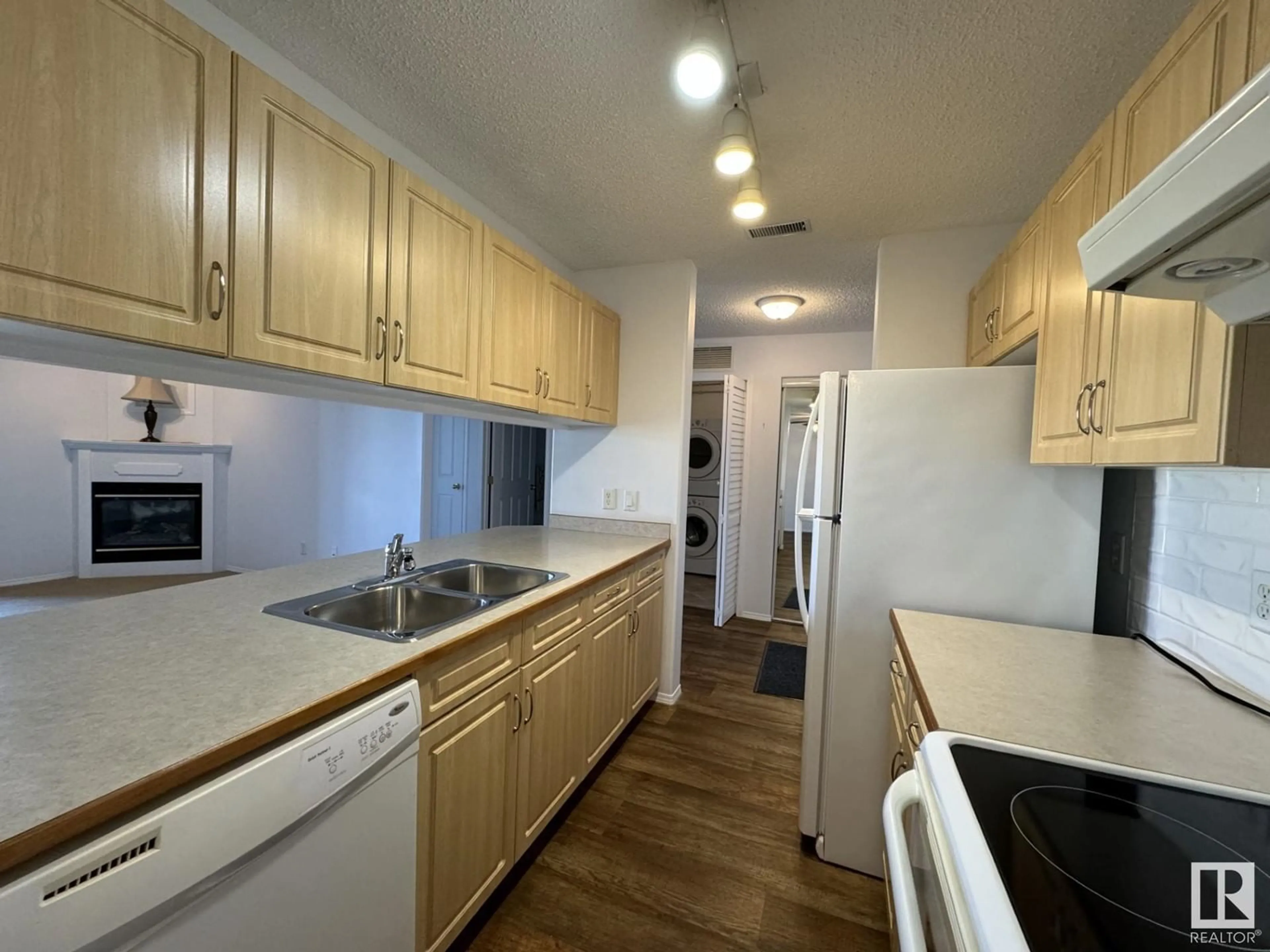 Standard kitchen, wood/laminate floor for #409 16303 95 ST NW, Edmonton Alberta T5Z3V1