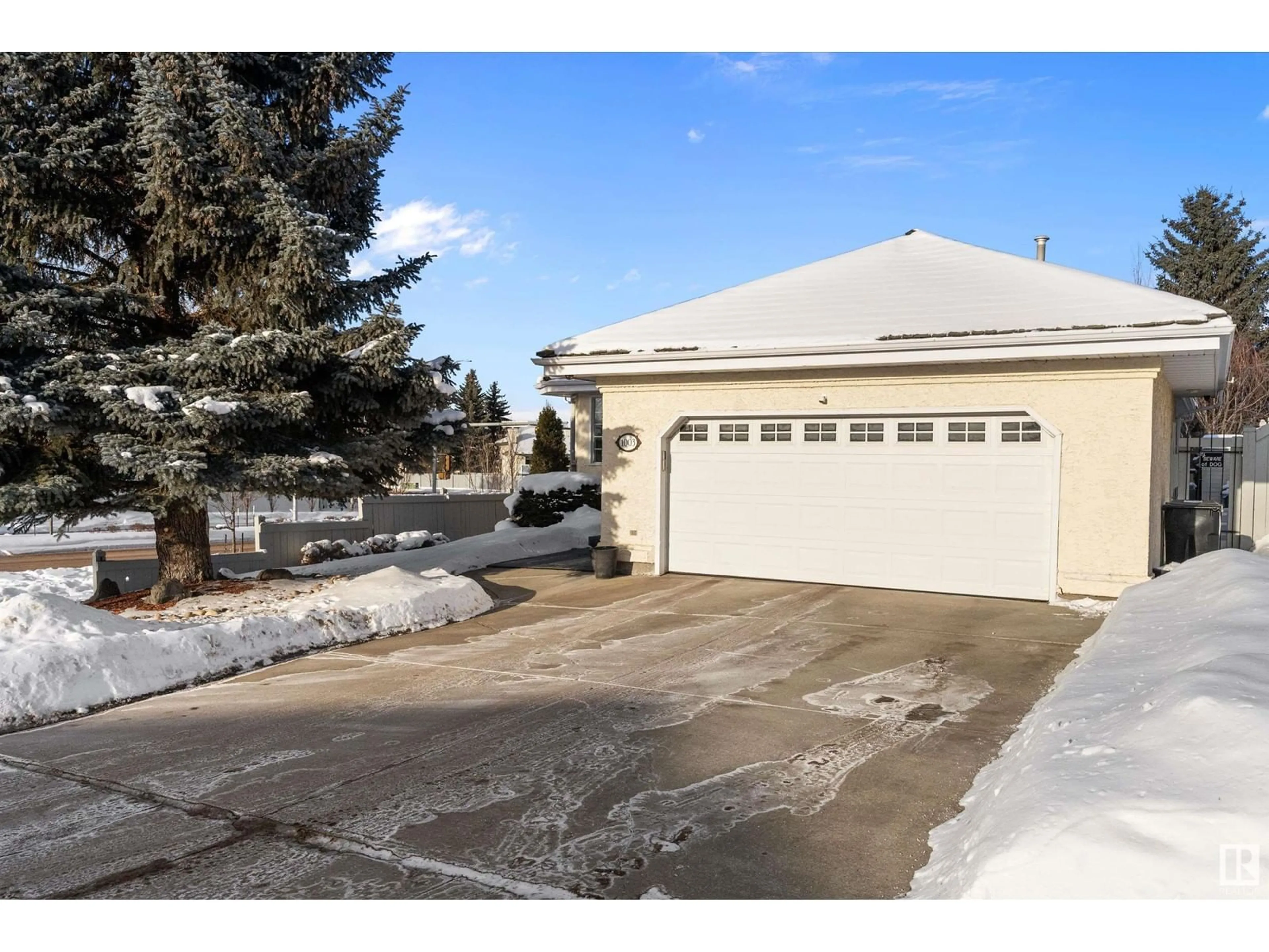 Indoor garage for 1003 CARTER CREST RD NW, Edmonton Alberta T6R2K1