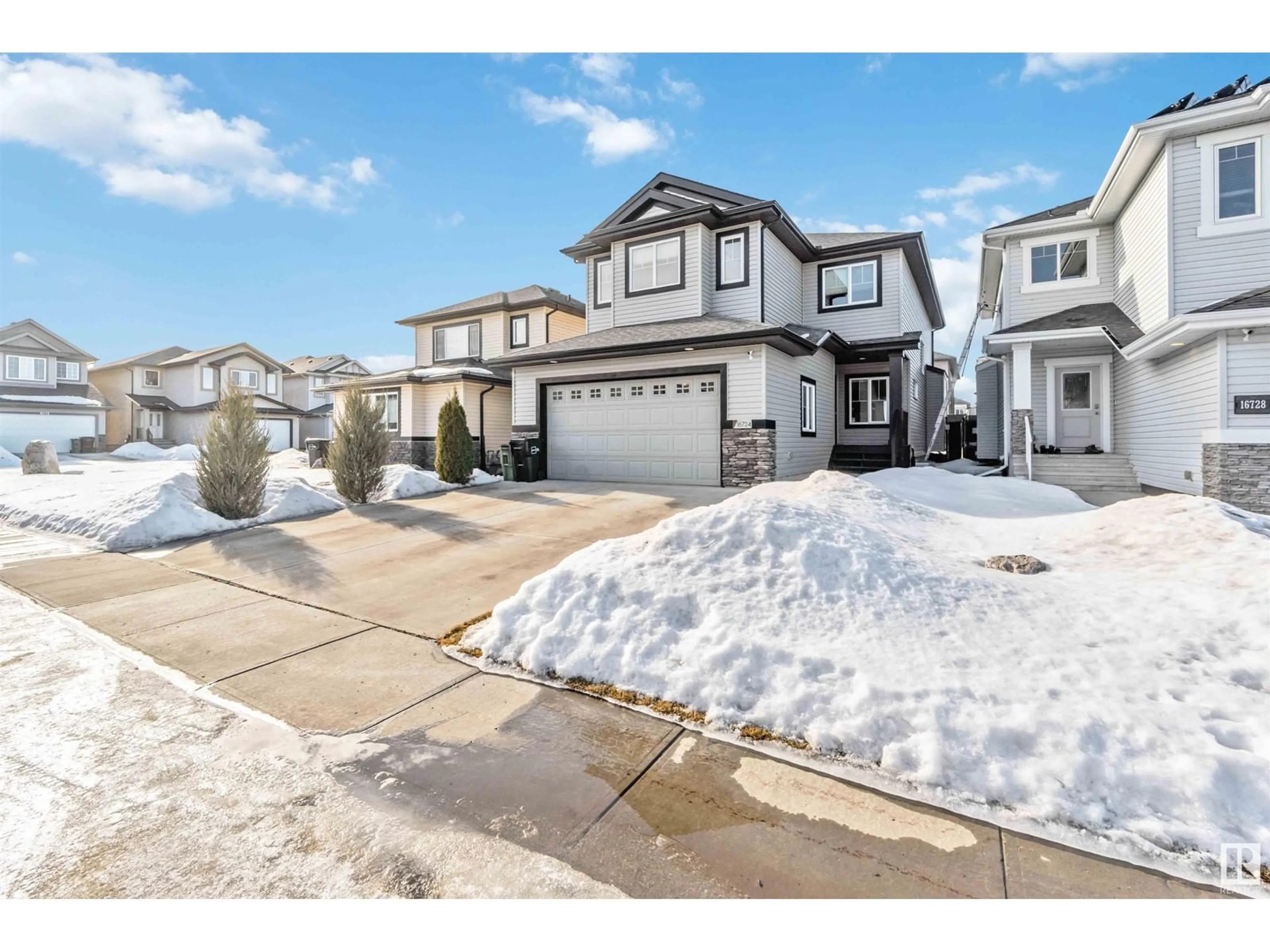 Unknown for 16724 60 ST NW, Edmonton Alberta T5Y0W6