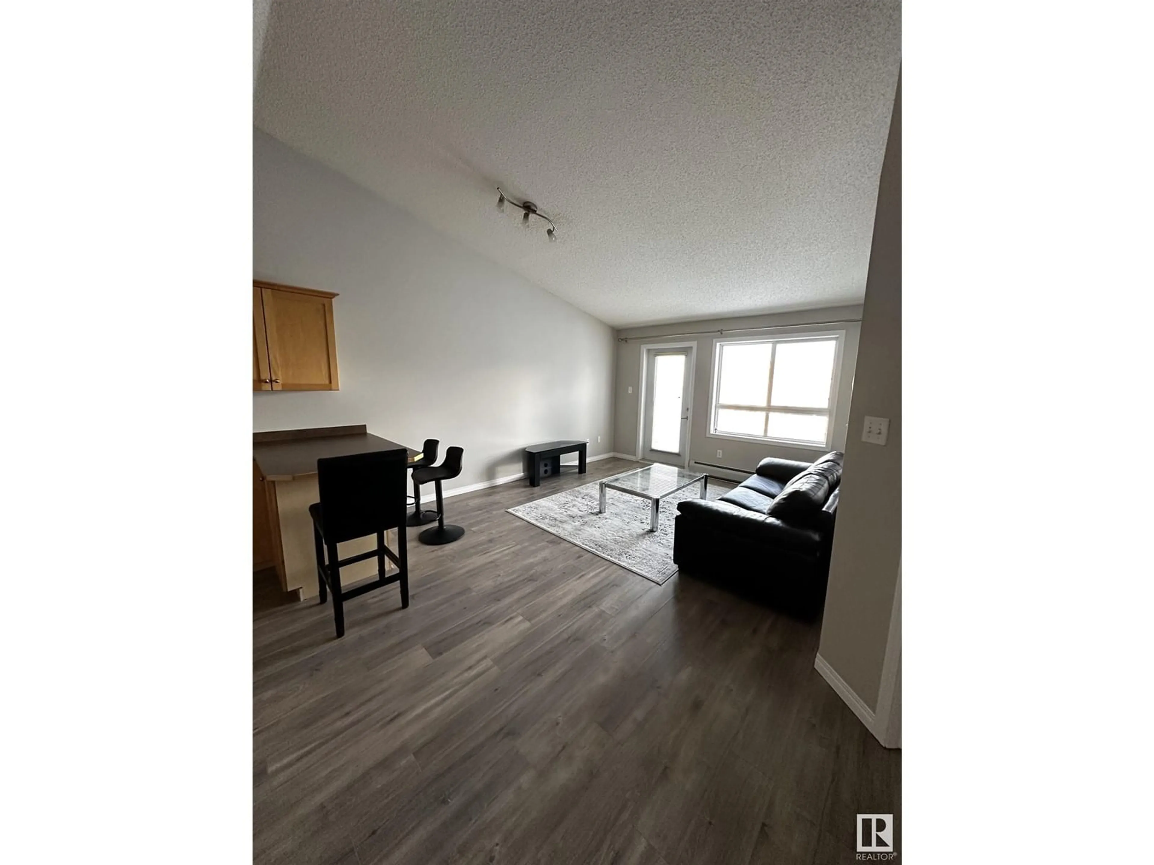 A pic of a room for #428 5340 199 ST NW, Edmonton Alberta T6M0A5