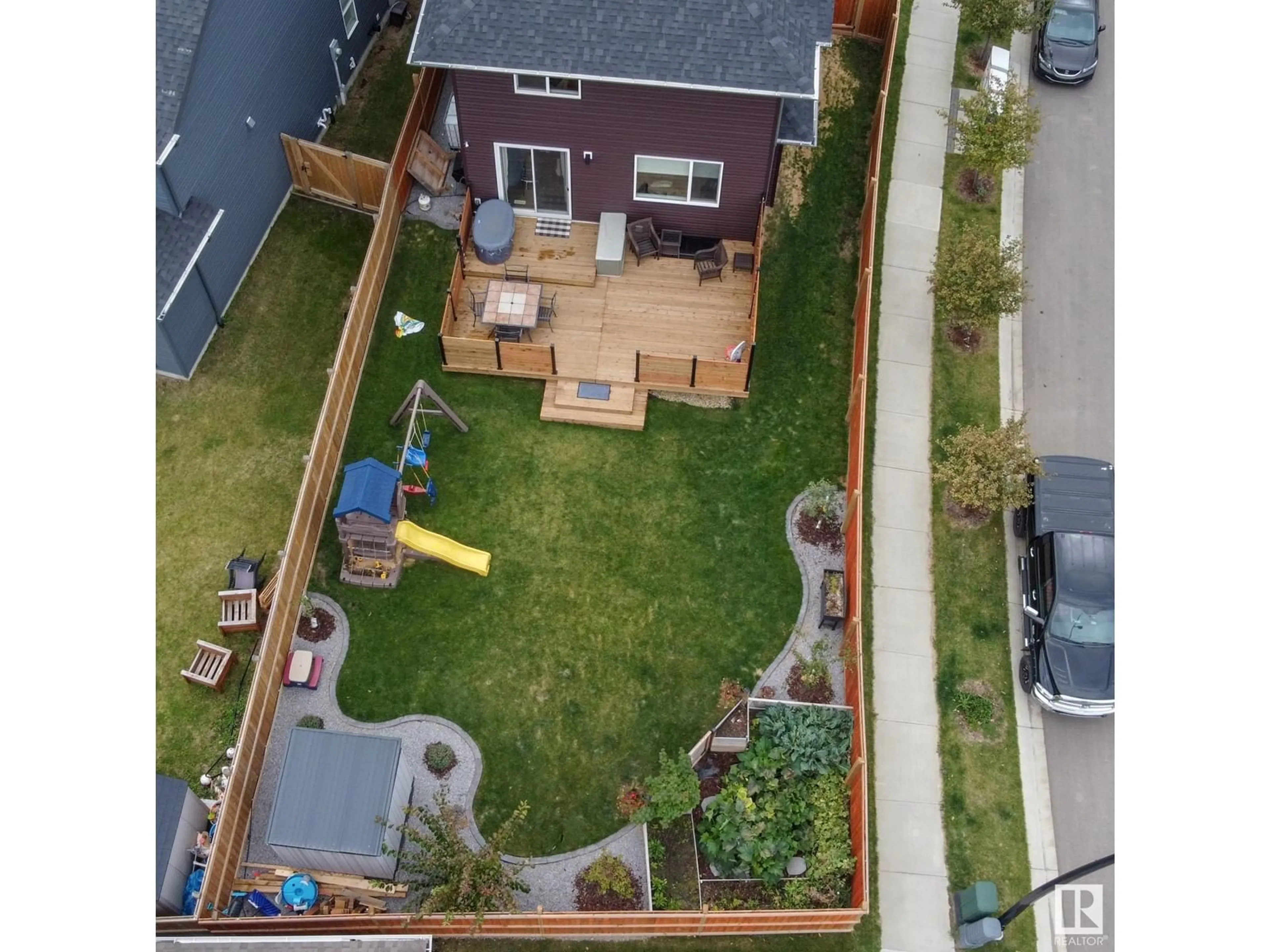 A pic from outside/outdoor area/front of a property/back of a property/a pic from drone, street for 2843 202 ST NW, Edmonton Alberta T5M0W6