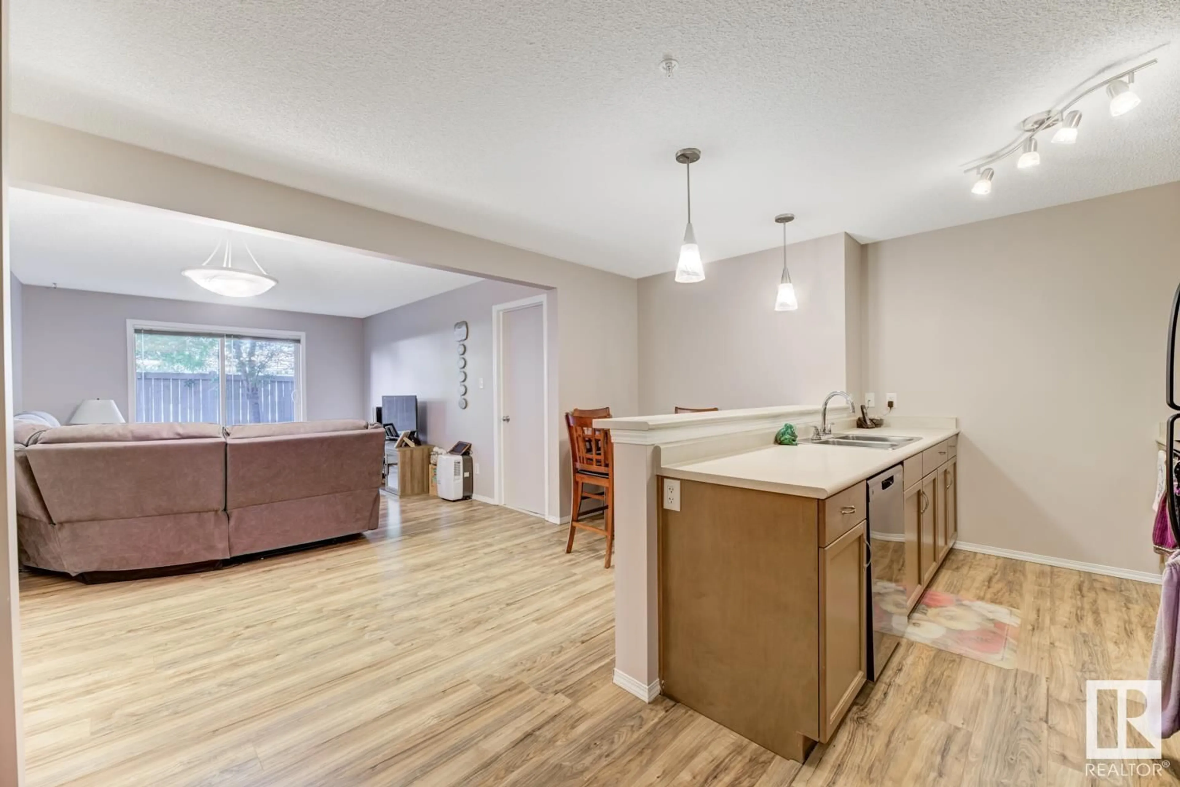 Open concept kitchen, unknown for #128 1180 HYNDMAN RD NW, Edmonton Alberta T5A0P8