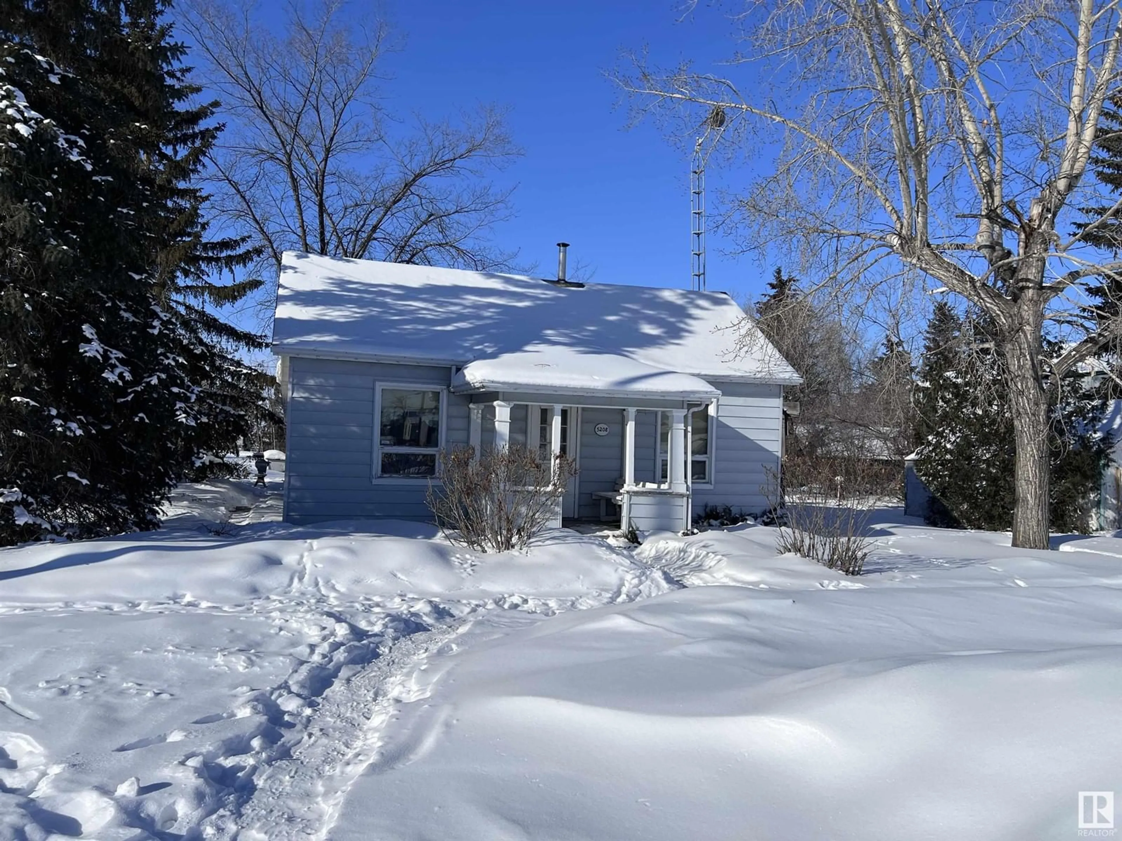 Shed for 5208 51ST ST, Strome Alberta T0B4H0