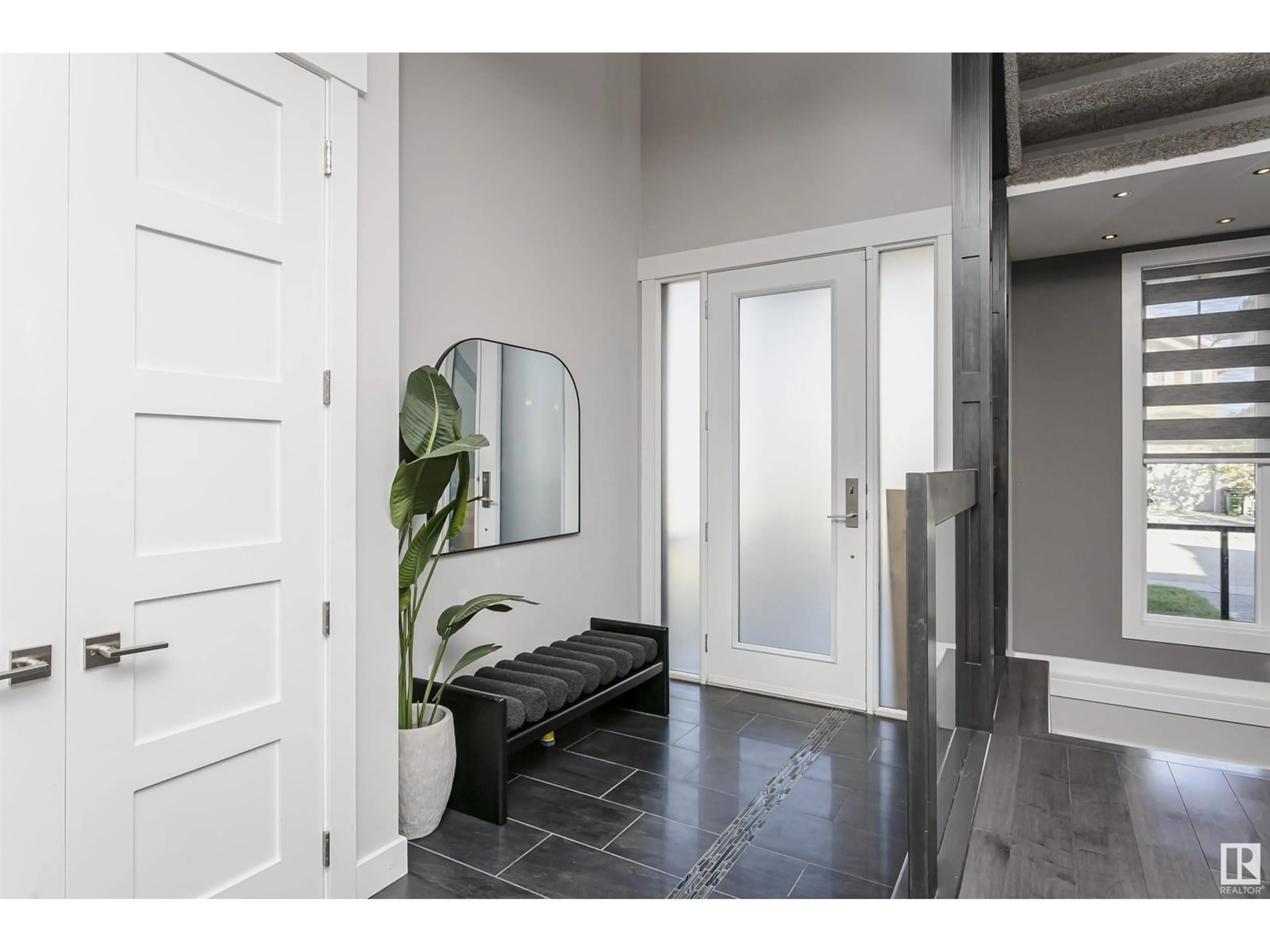 Indoor entryway for 3439 WEST LANDING LD NW, Edmonton Alberta T6W0T4