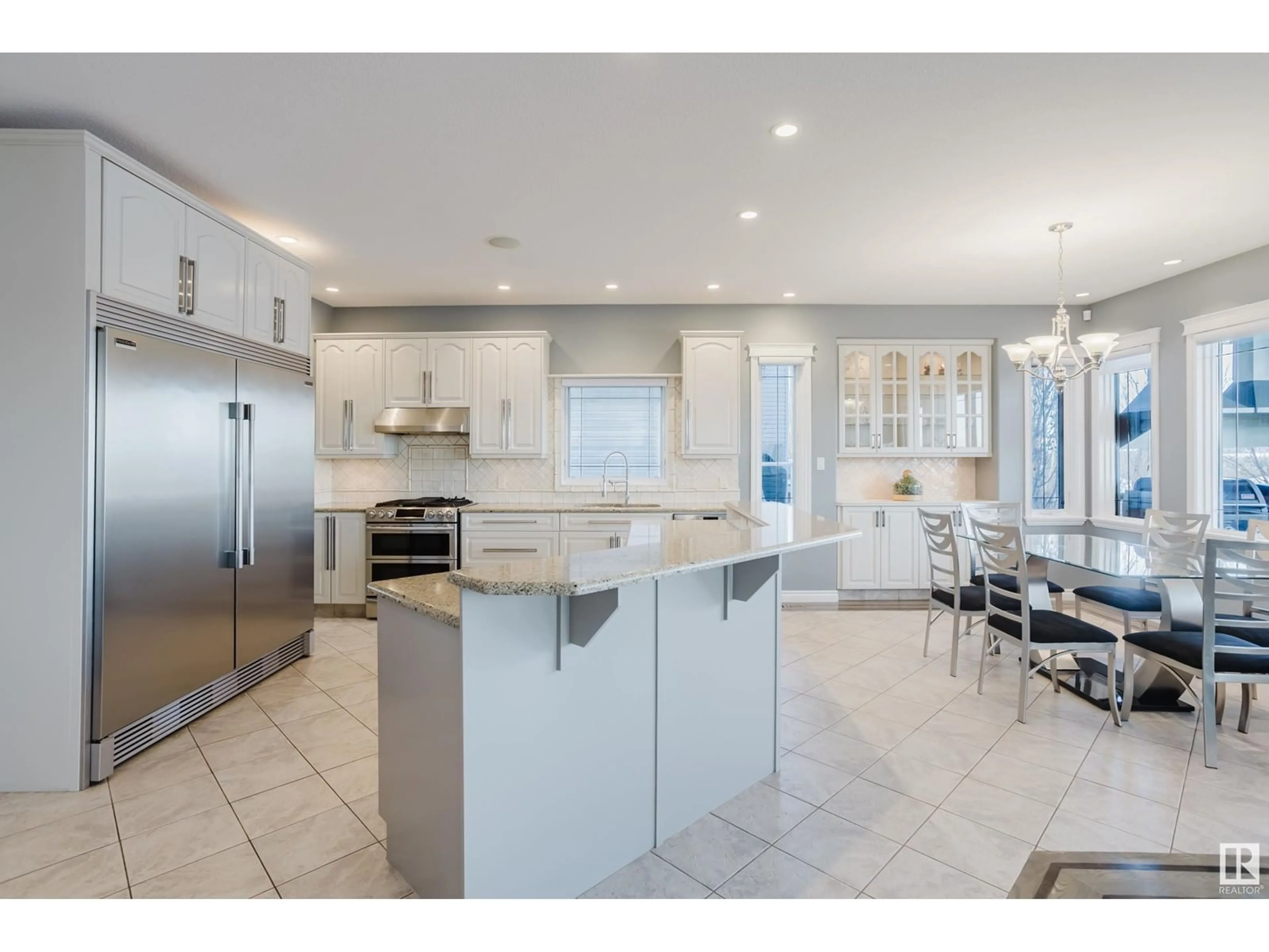 Open concept kitchen, ceramic/tile floor for 10 OVERTON PL, St. Albert Alberta T8N6W9