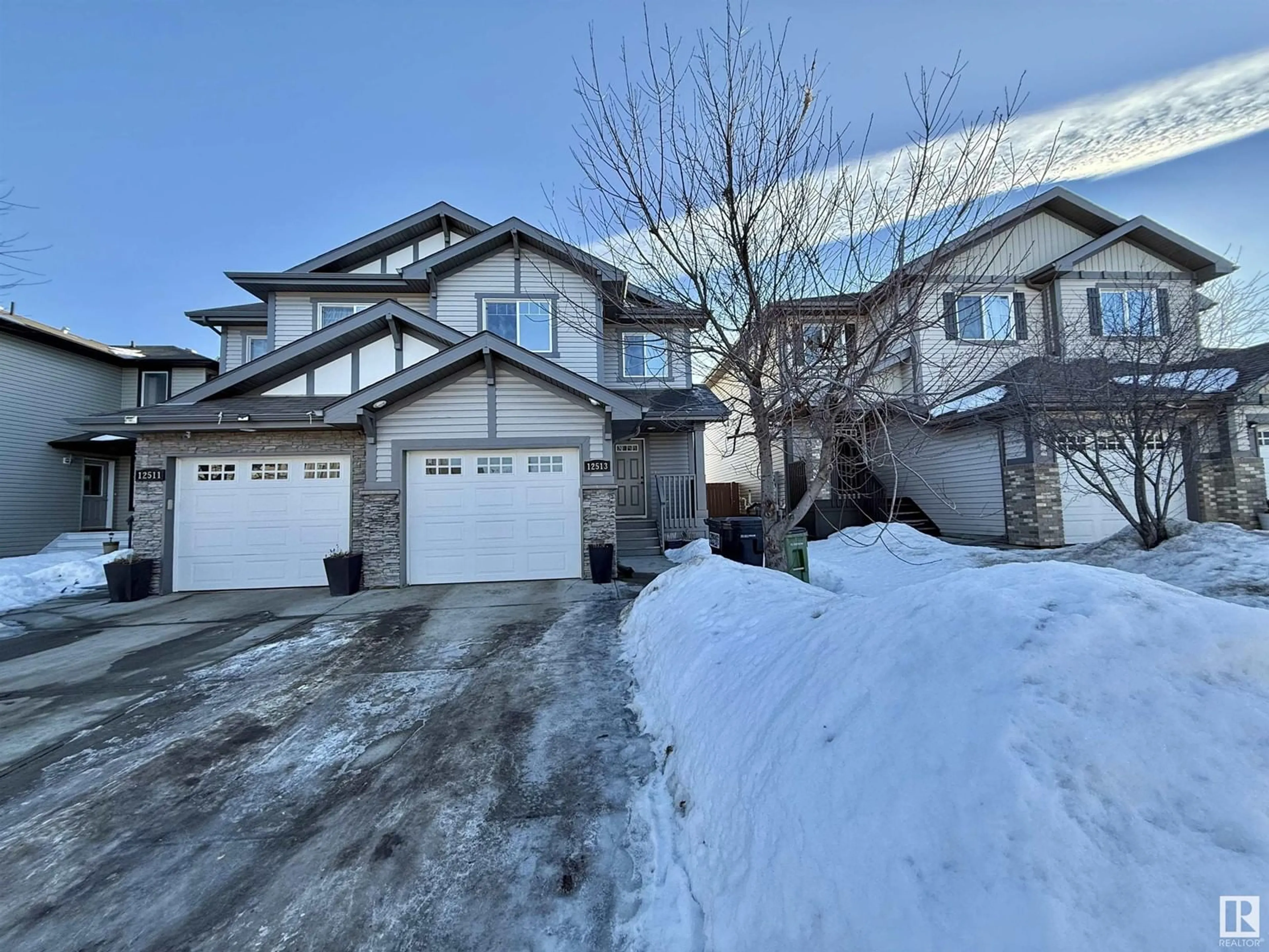 A pic from outside/outdoor area/front of a property/back of a property/a pic from drone, street for 12513 171 AV NW, Edmonton Alberta T5X0E5