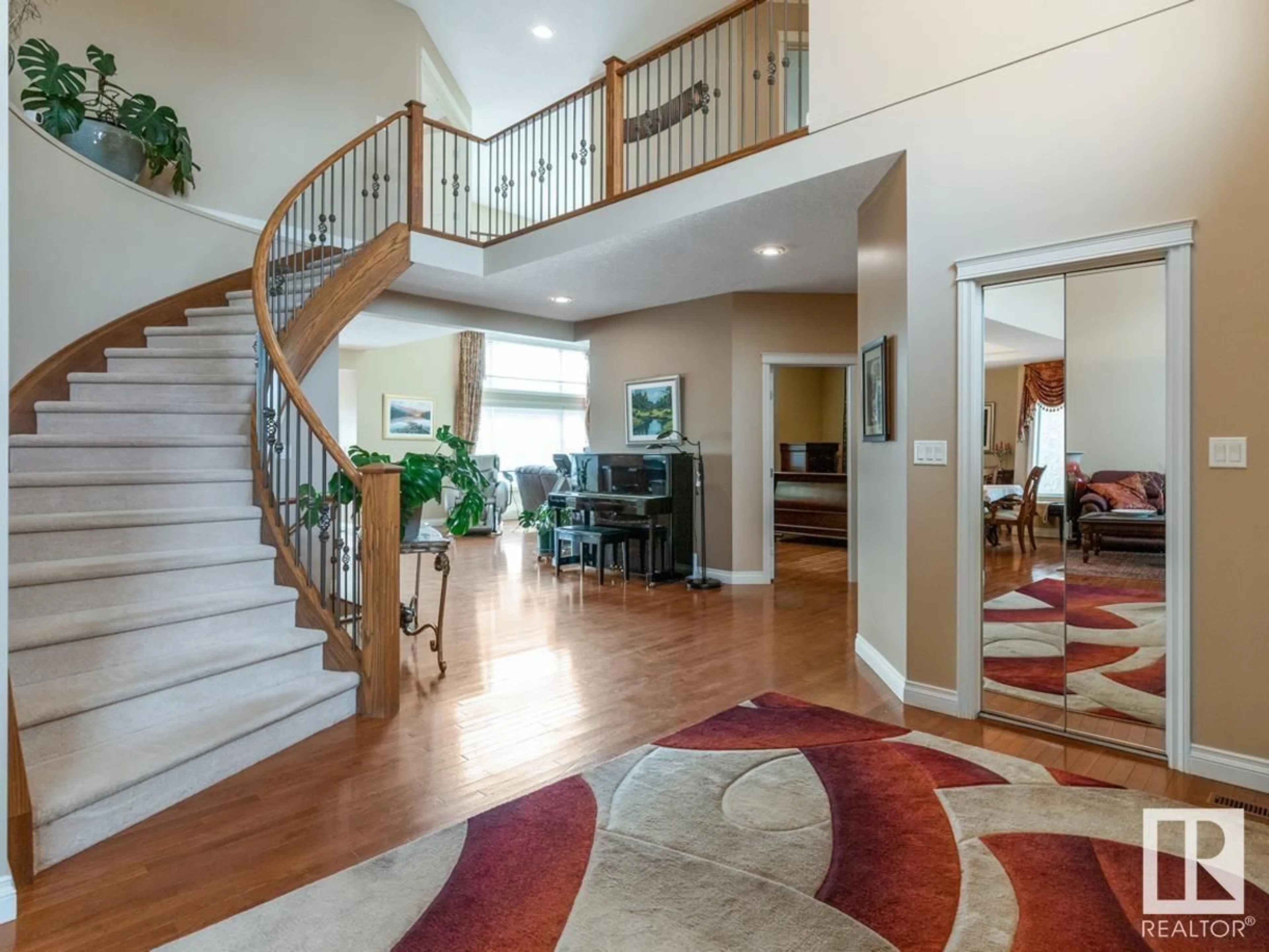 Indoor foyer for 1063 Tory RD NW, Edmonton Alberta T6R3A5