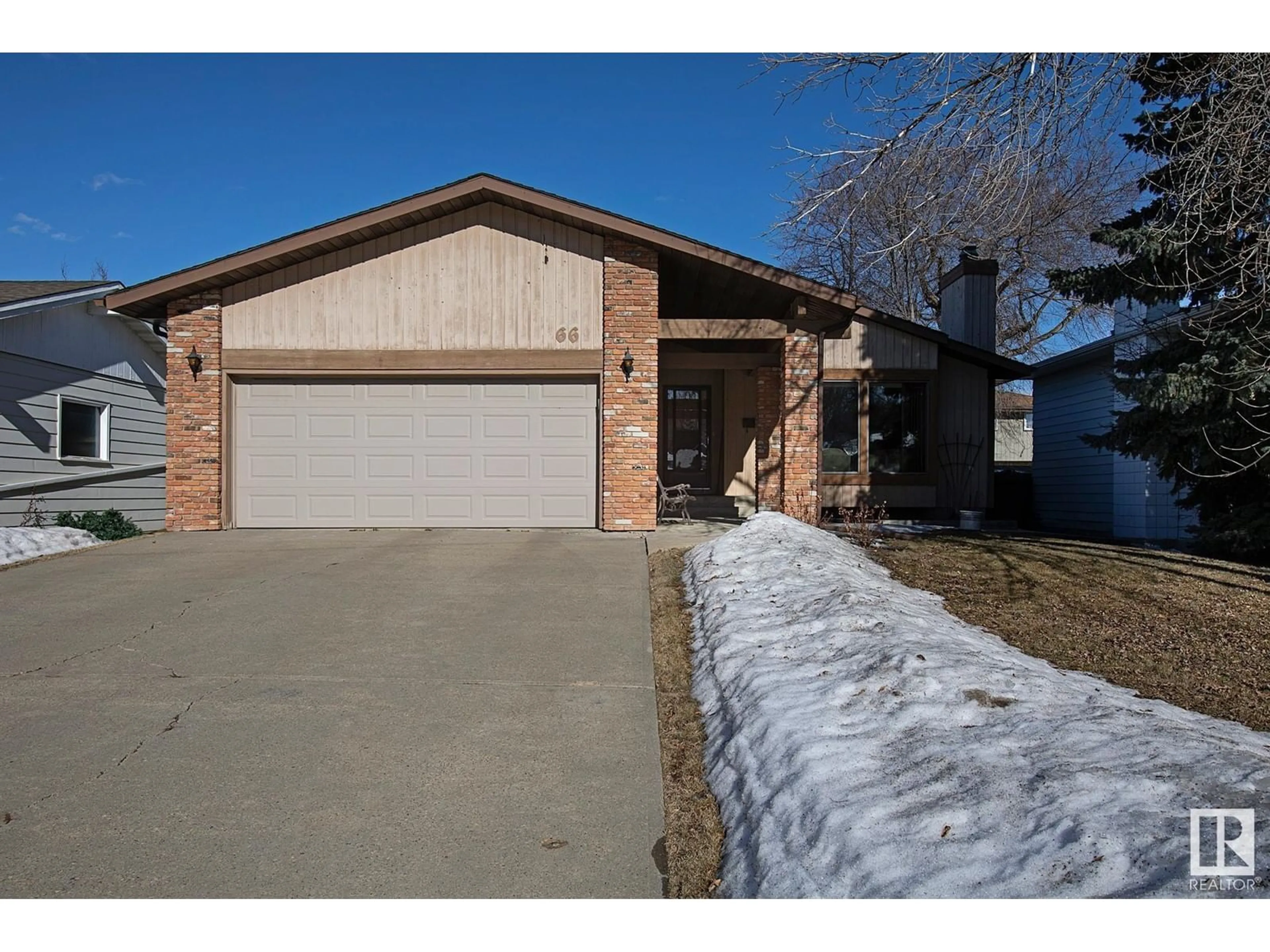 Home with brick exterior material, street for 66 HAYTHORNE CR, Sherwood Park Alberta T8A3Z8