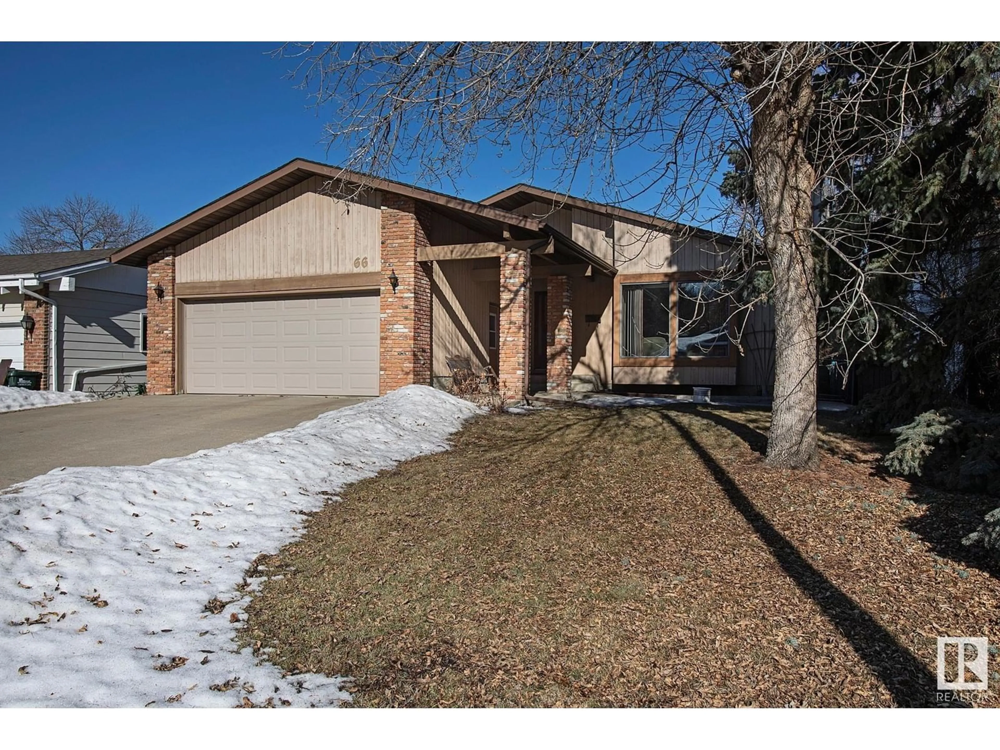 Home with brick exterior material, street for 66 HAYTHORNE CR, Sherwood Park Alberta T8A3Z8