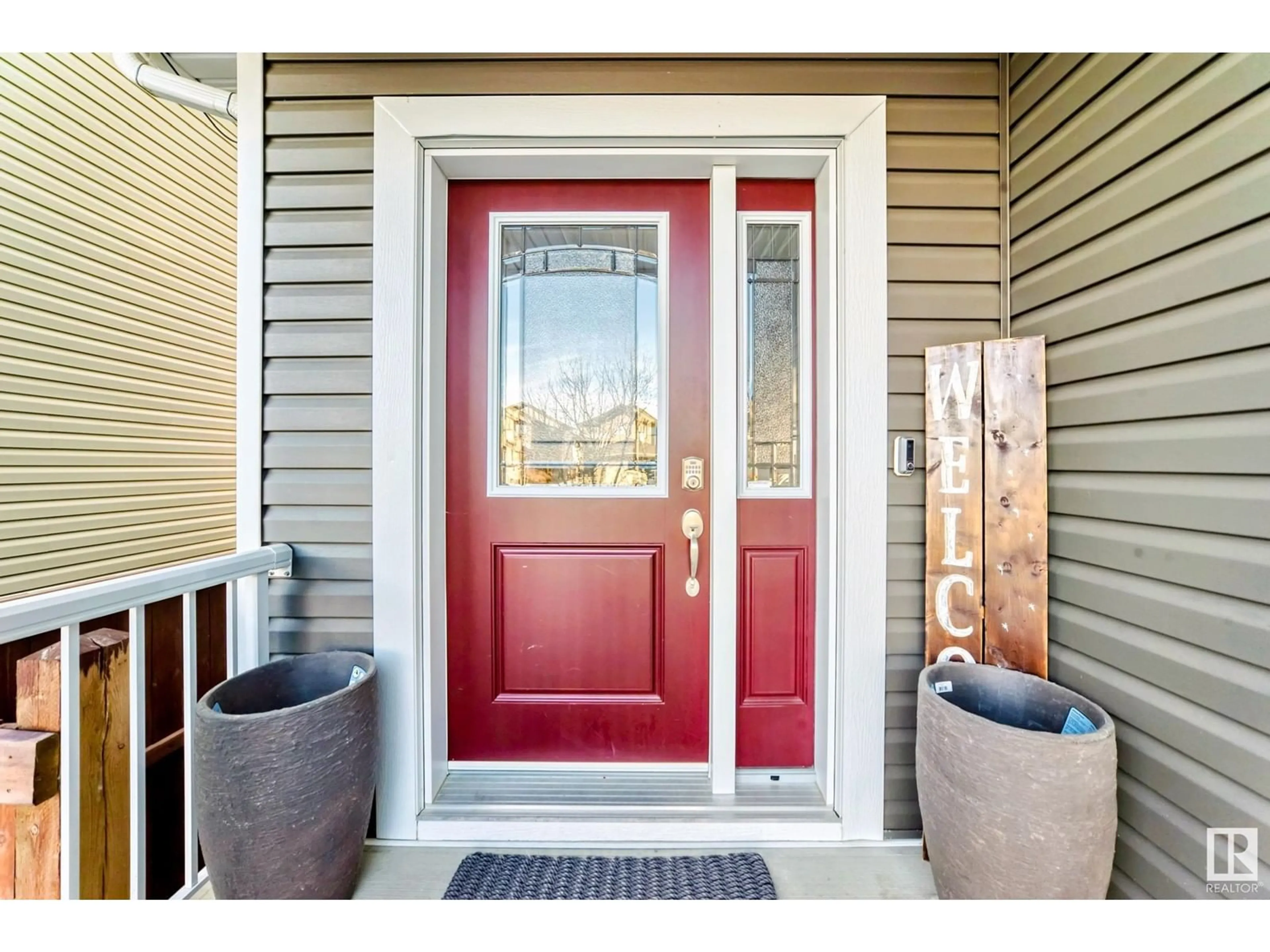 Indoor entryway for 159 Harvest Ridge Drive, Spruce Grove Alberta T7X0P4