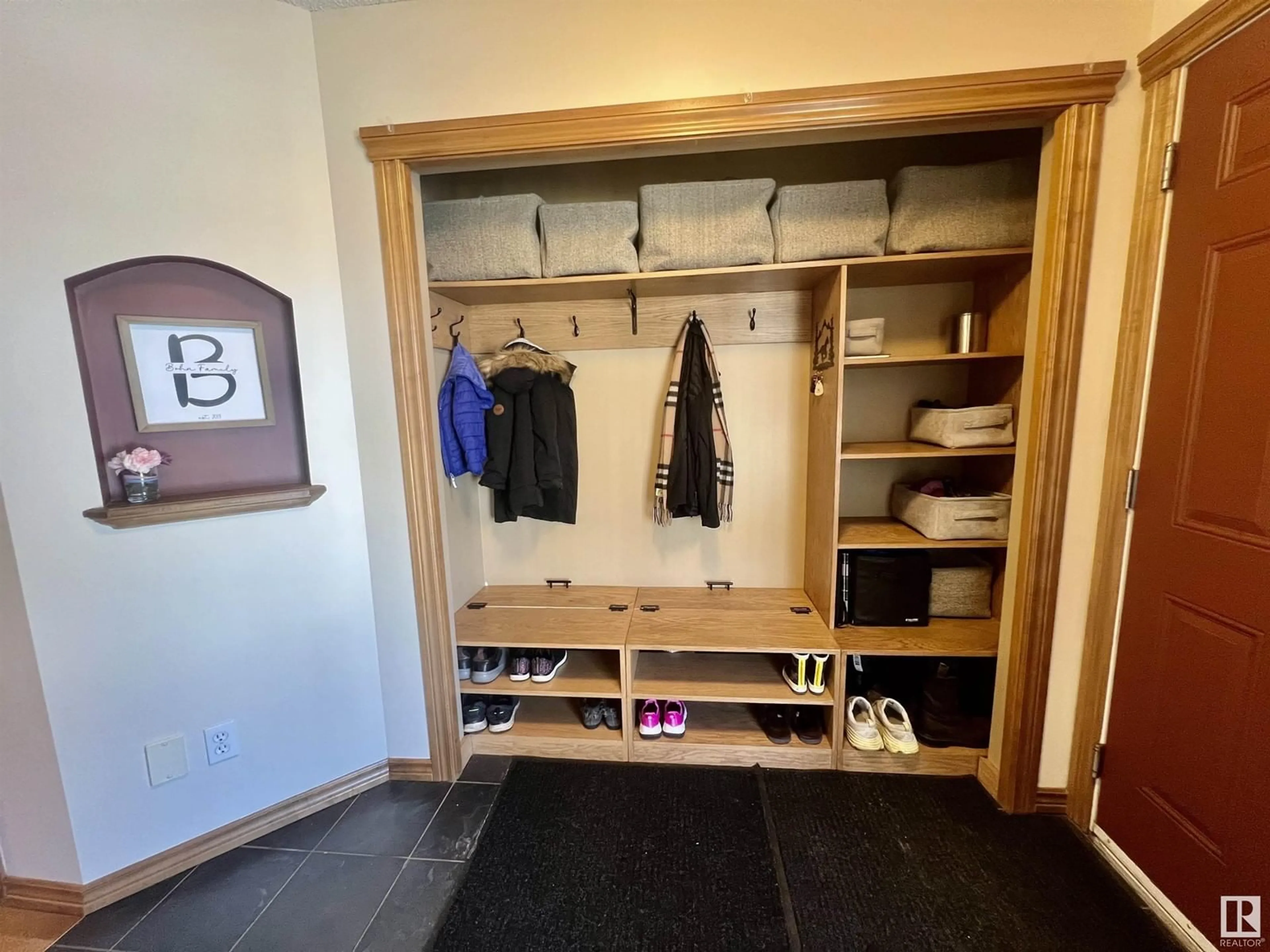 Storage room or clothes room or walk-in closet for 31 LAMPLIGHT CV, Spruce Grove Alberta T7X4R2