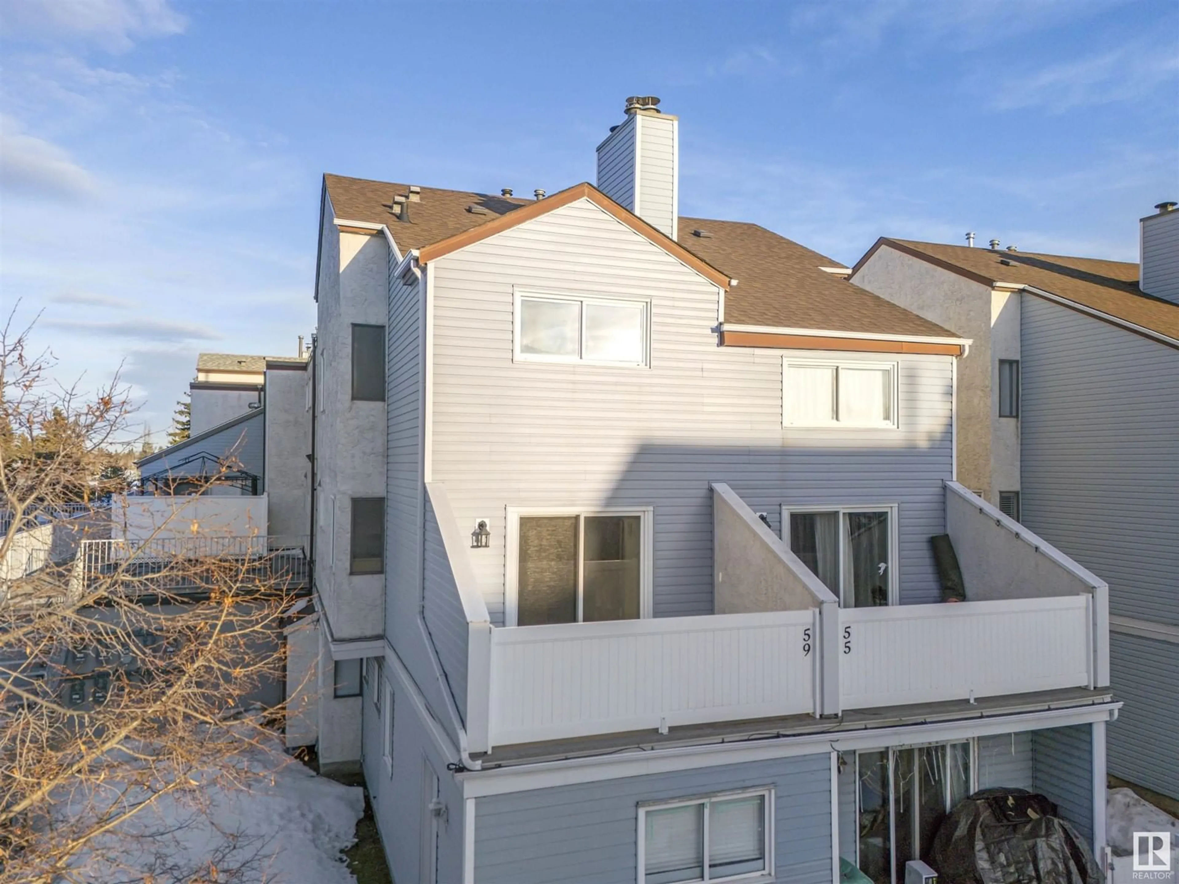 A pic from outside/outdoor area/front of a property/back of a property/a pic from drone, city buildings view from balcony for 59 LANCASTER TC NW, Edmonton Alberta T5X5S4