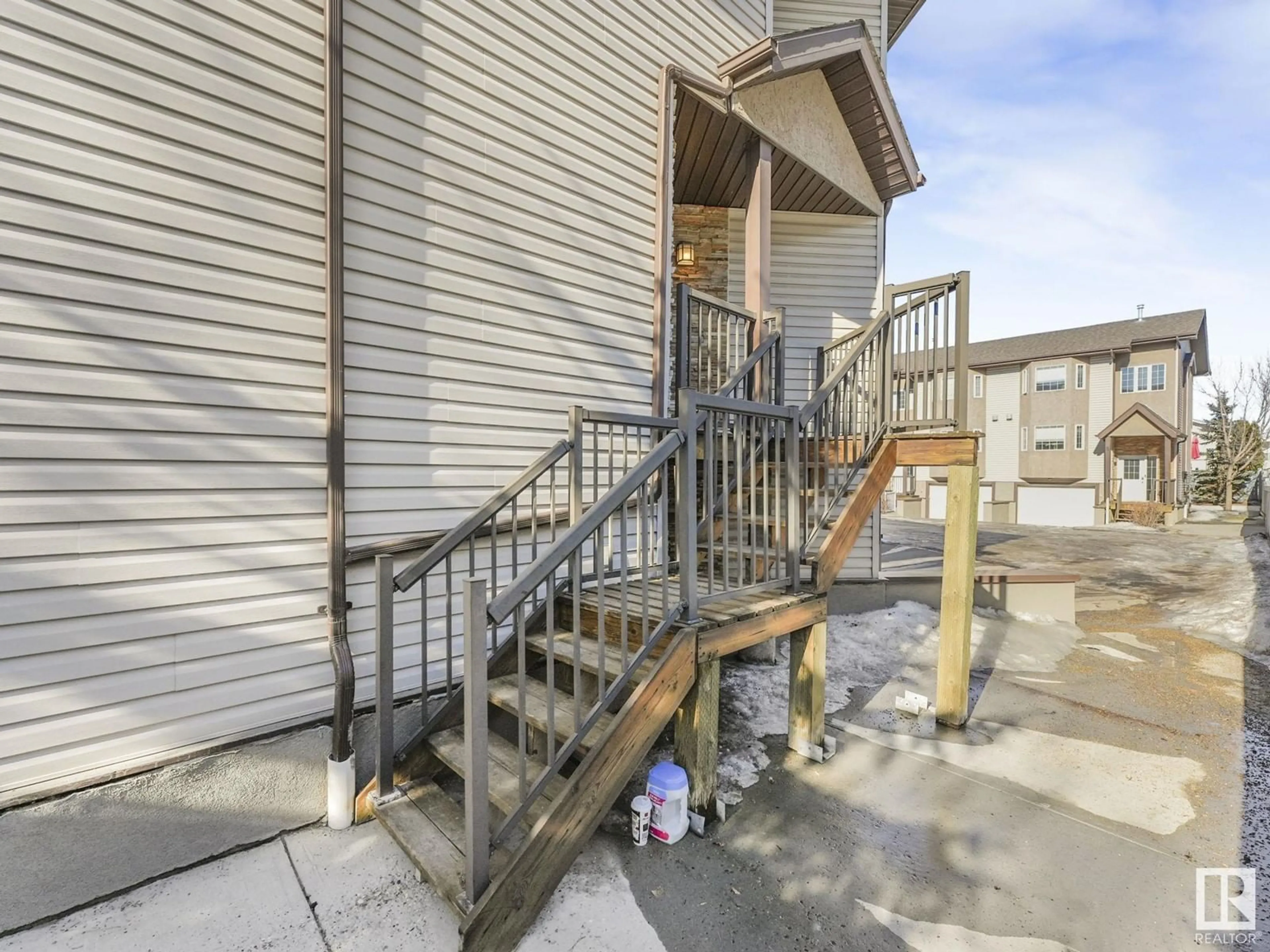 Unknown for NW - 17839 99 ST, Edmonton Alberta T5X6A6