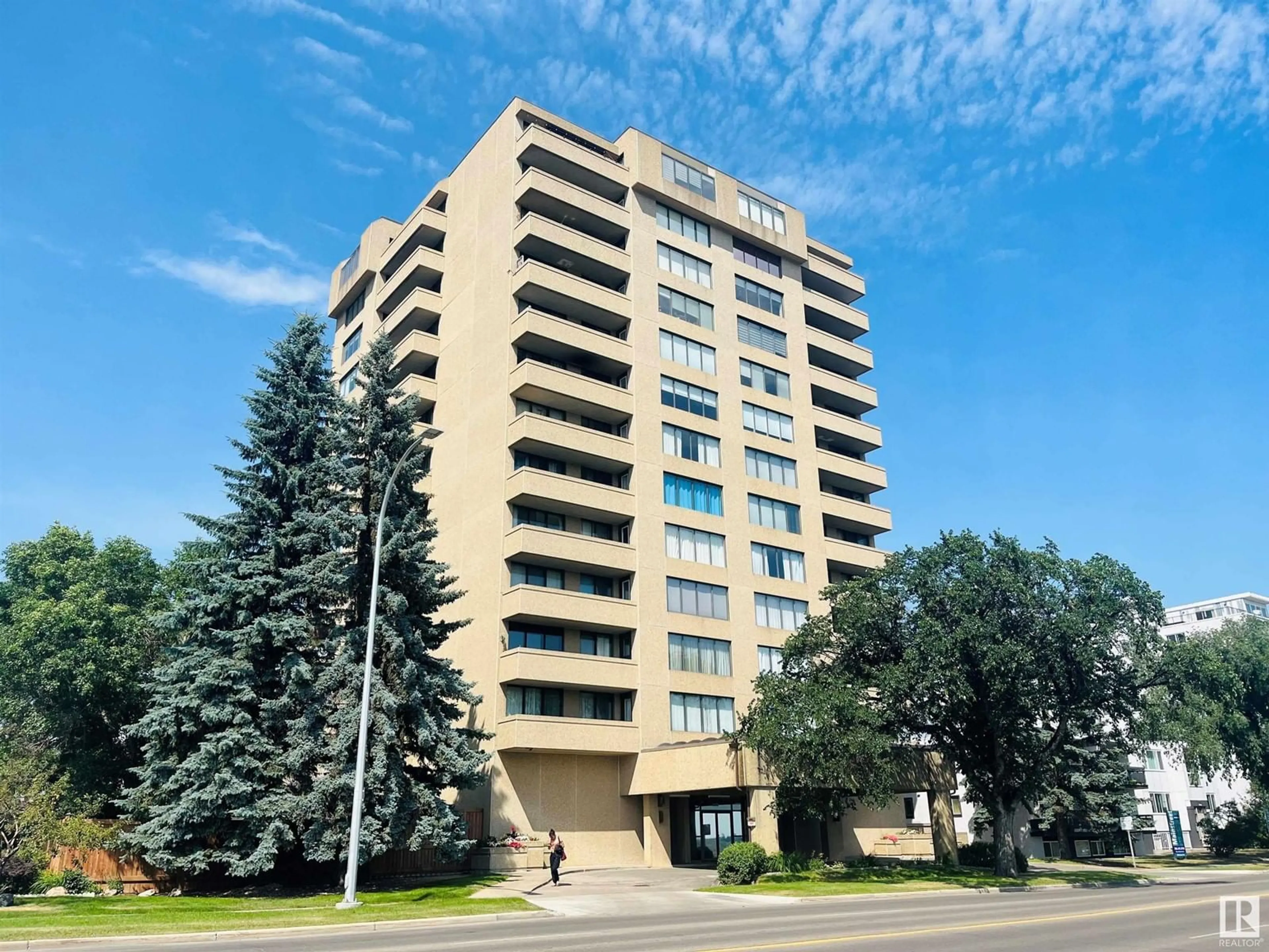 Unknown for 605 - 8340 JASPER AV, Edmonton Alberta T5H4C6
