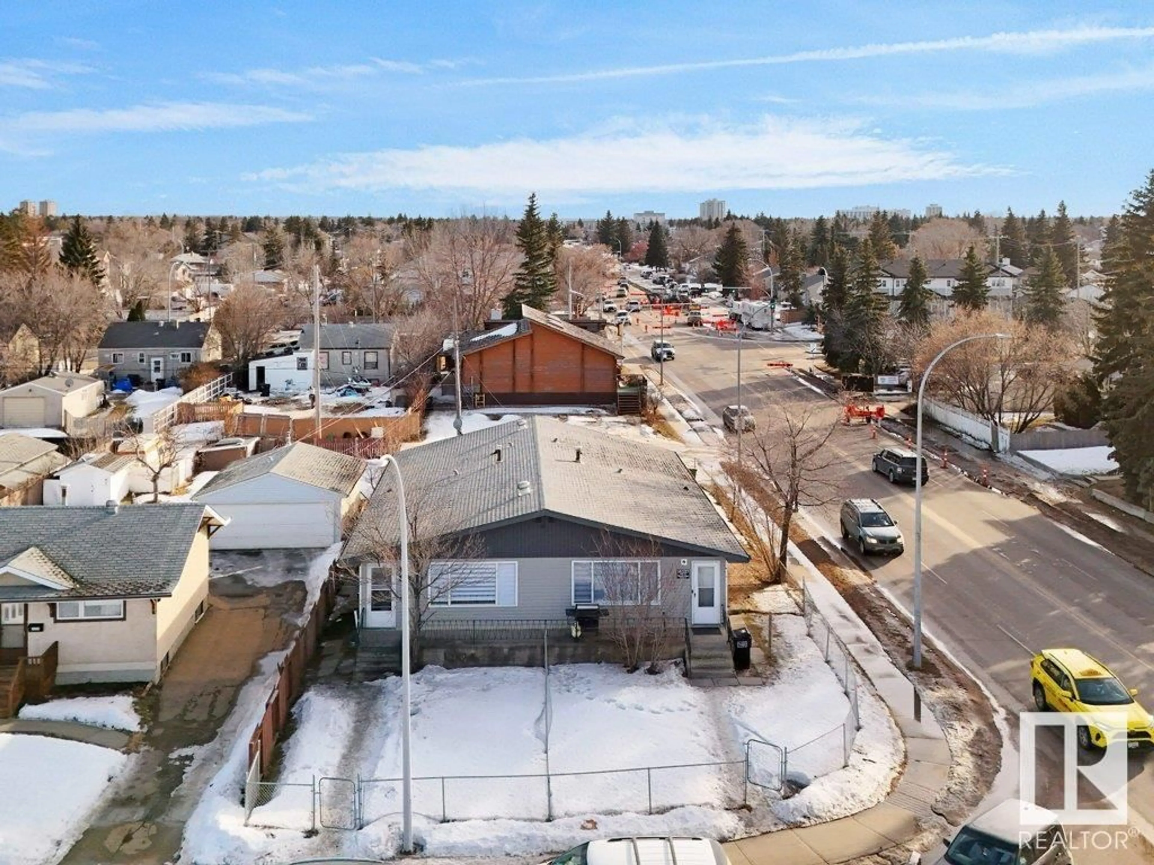 A pic from outside/outdoor area/front of a property/back of a property/a pic from drone, street for 16225 100A AV NW, Edmonton Alberta T5P0M2