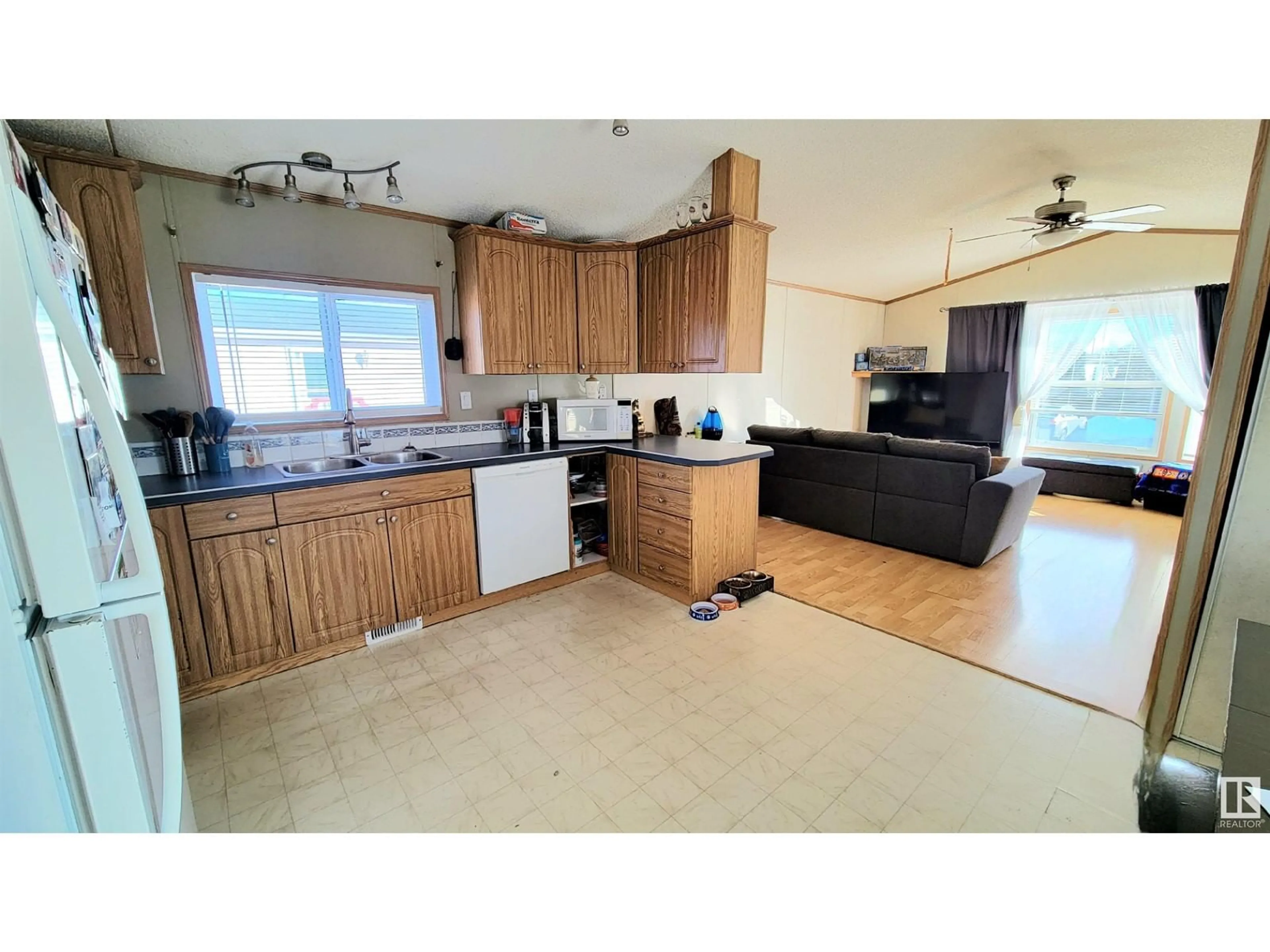 Unknown for 3310 LAKEVIEW RD, Edmonton Alberta T5S2R8