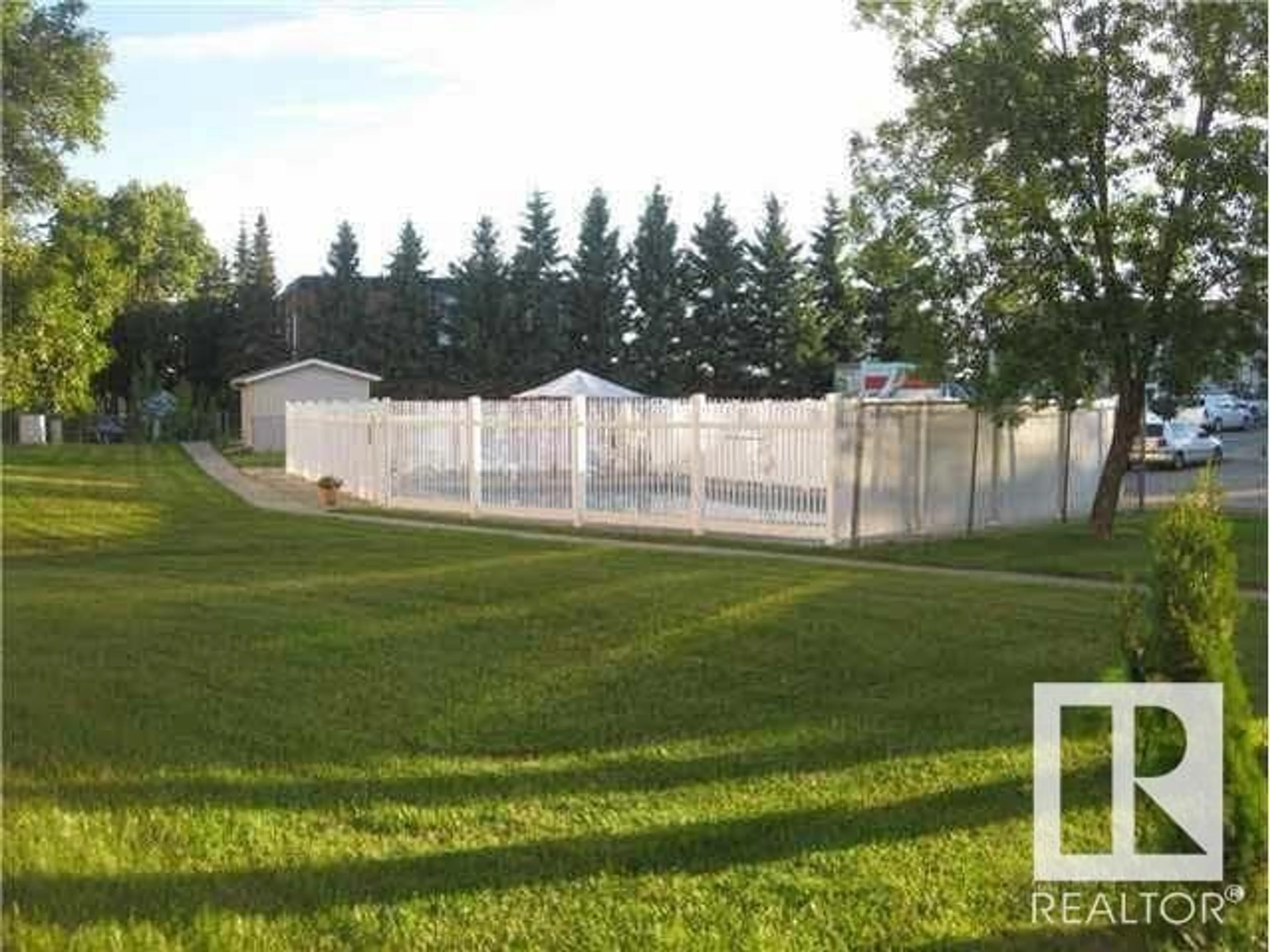 Floor plan for #402 - 3835 107 ST, Edmonton Alberta T6N2N7