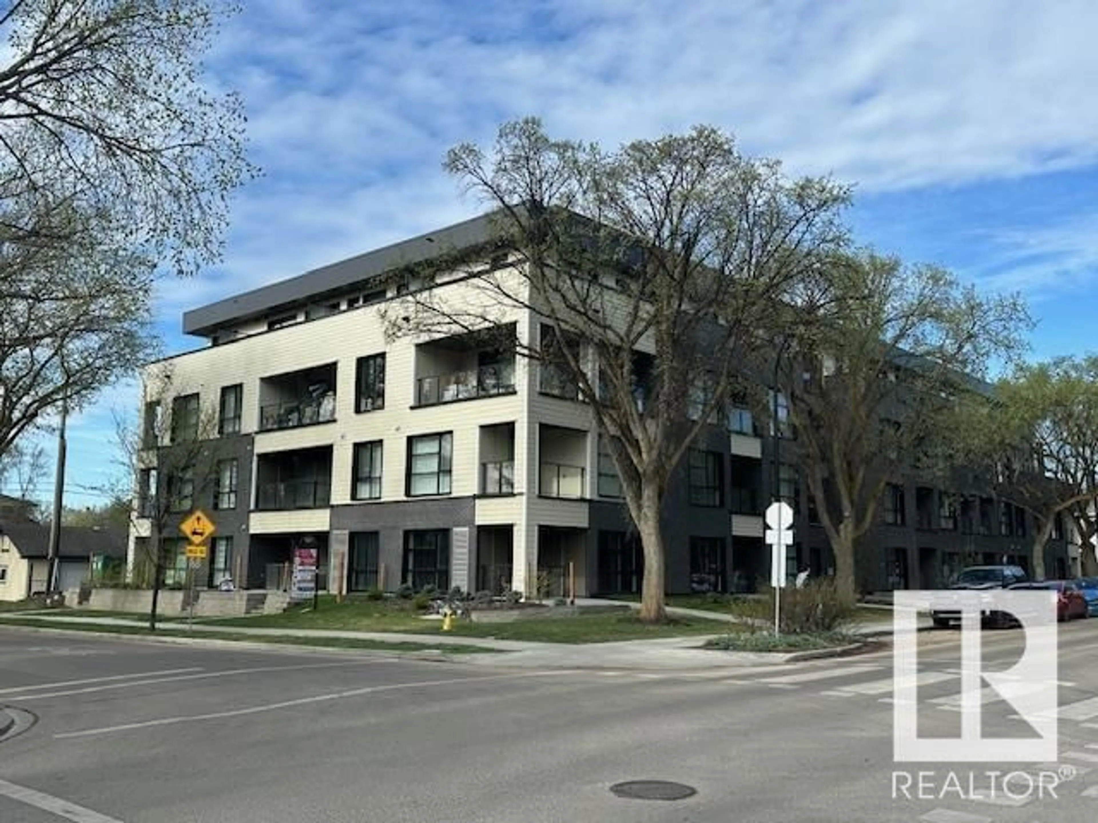 A pic from outside/outdoor area/front of a property/back of a property/a pic from drone, street for #213 - 11503 76 AV, Edmonton Alberta T6G0K6