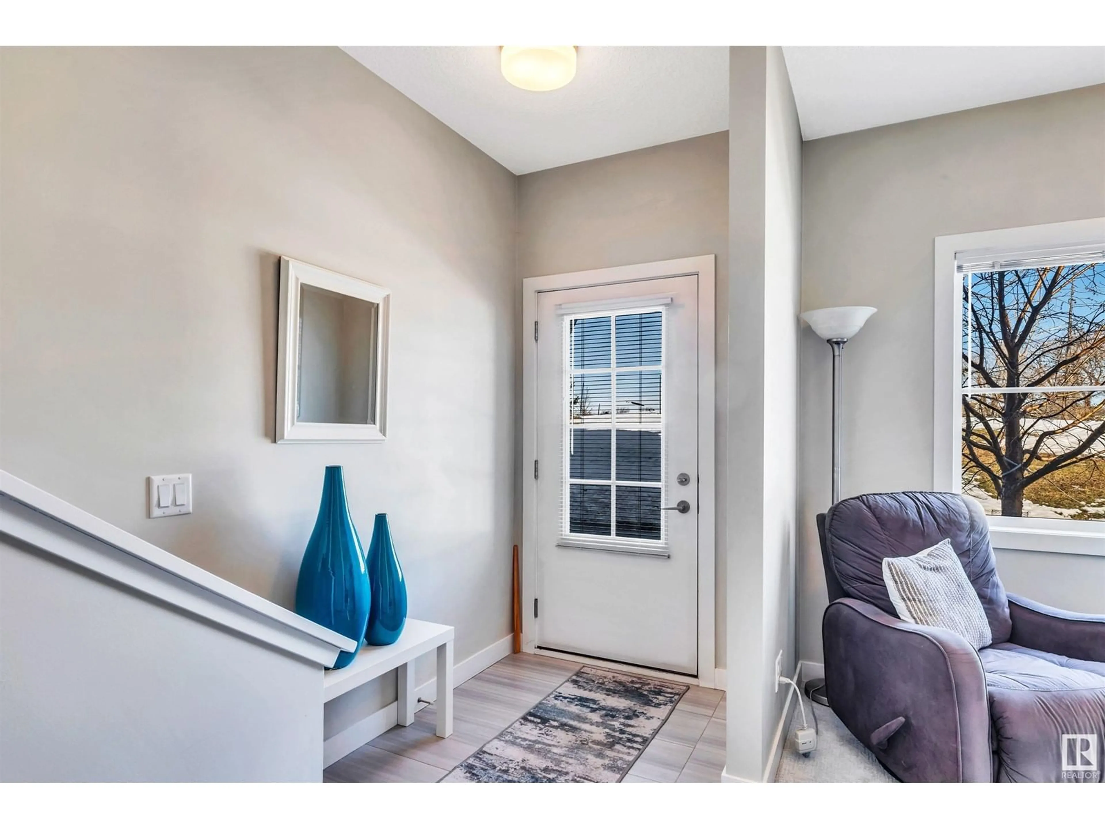 Indoor entryway for #7 1636 KERR RD NW, Edmonton Alberta T5E6W3