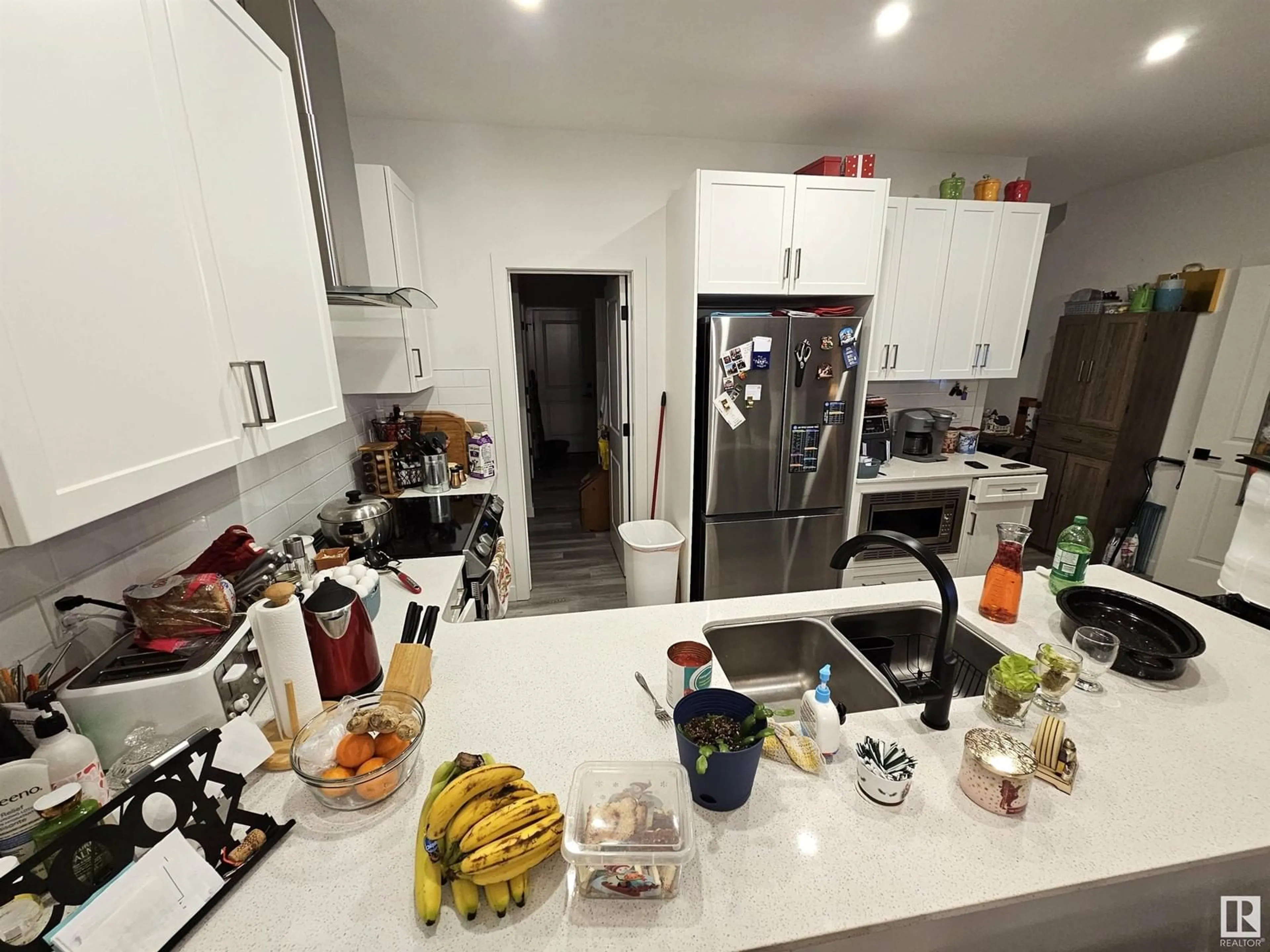 Standard kitchen, unknown for 49 - 5122 213A ST NW, Edmonton Alberta T6M1M6