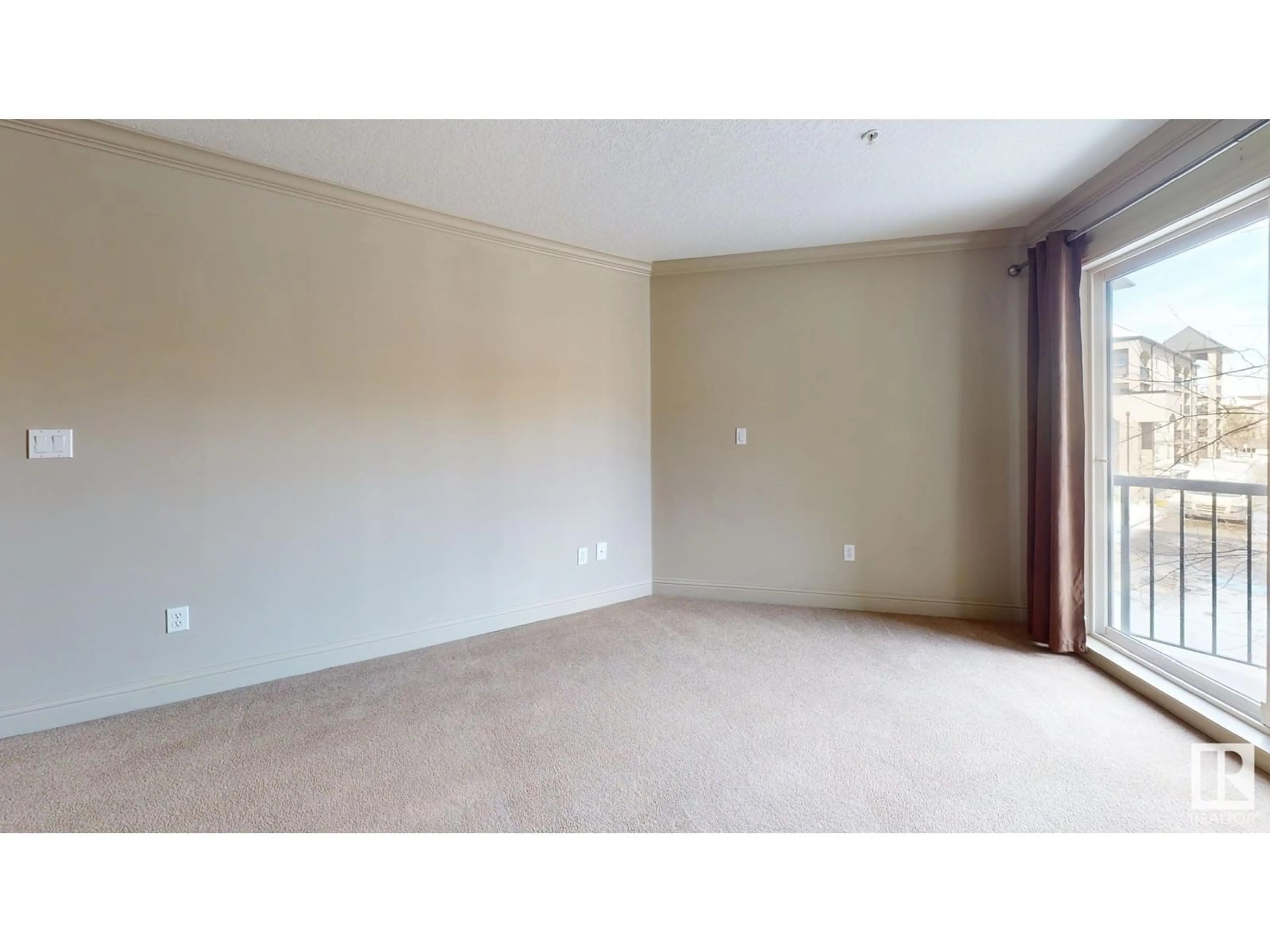 A pic of a room for #226 13111 140 AV NW, Edmonton Alberta T6V0C4