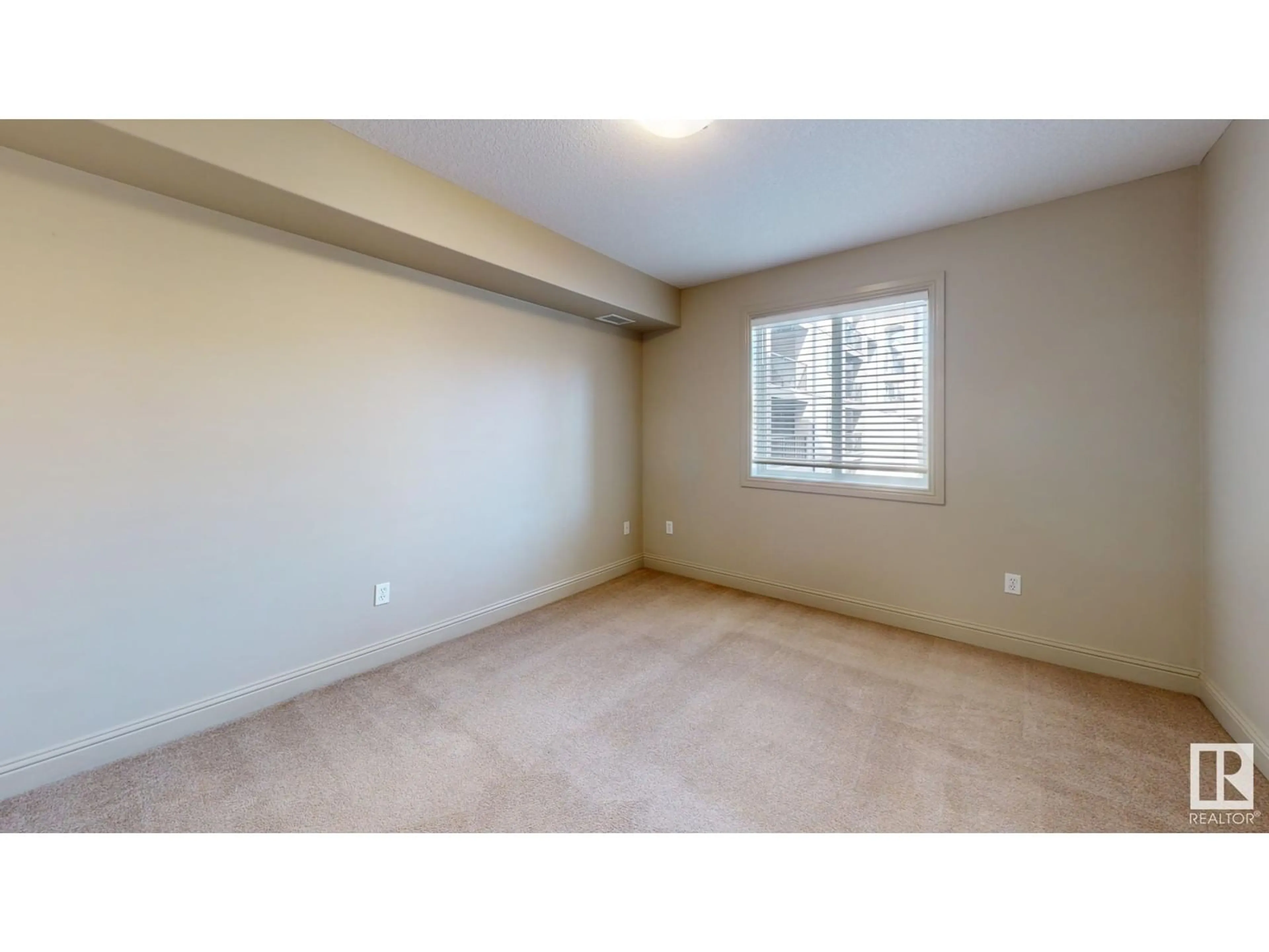 A pic of a room for #226 13111 140 AV NW, Edmonton Alberta T6V0C4