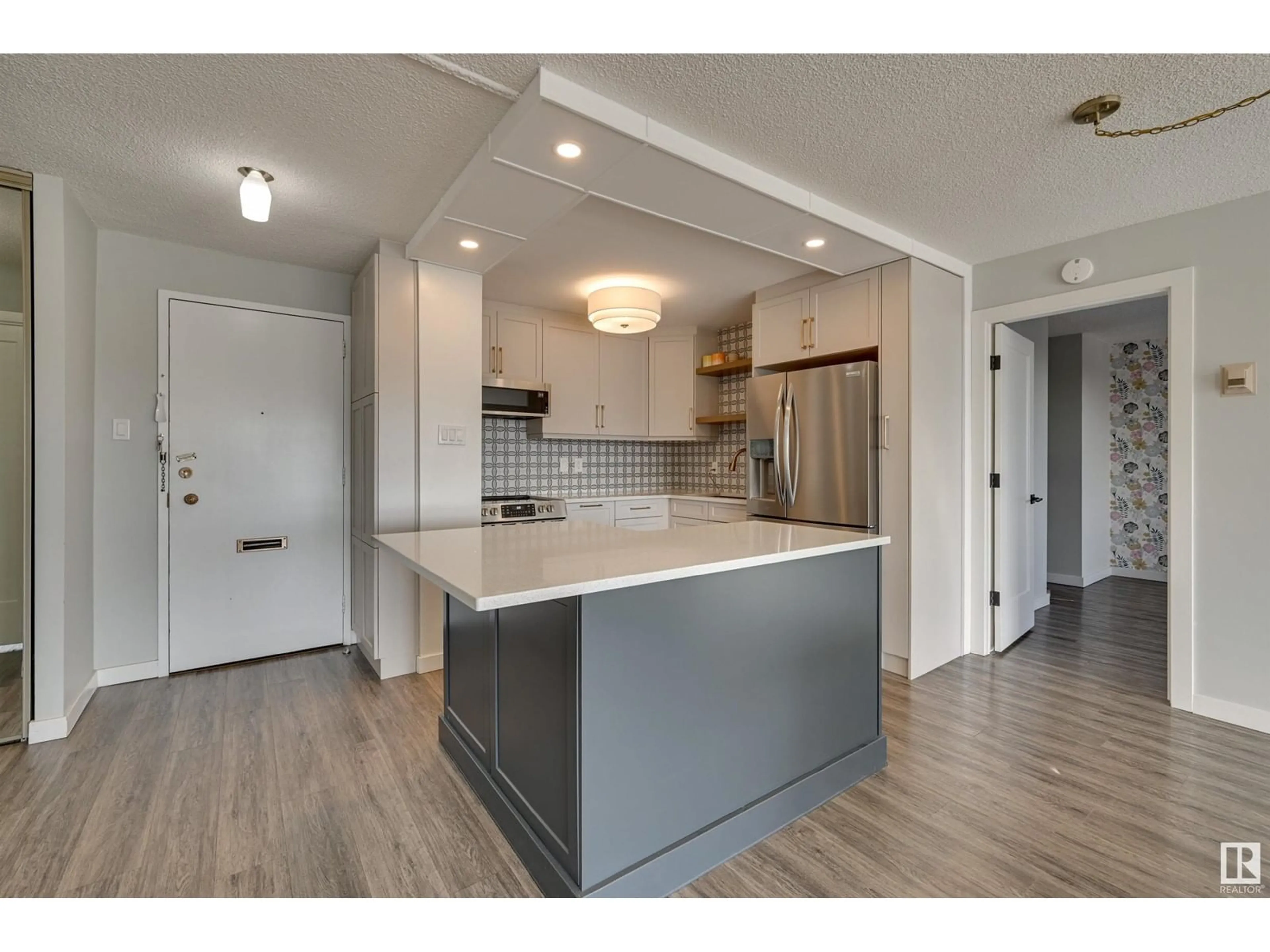 Open concept kitchen, unknown for #502 9908 114 ST NW, Edmonton Alberta T5K1R1