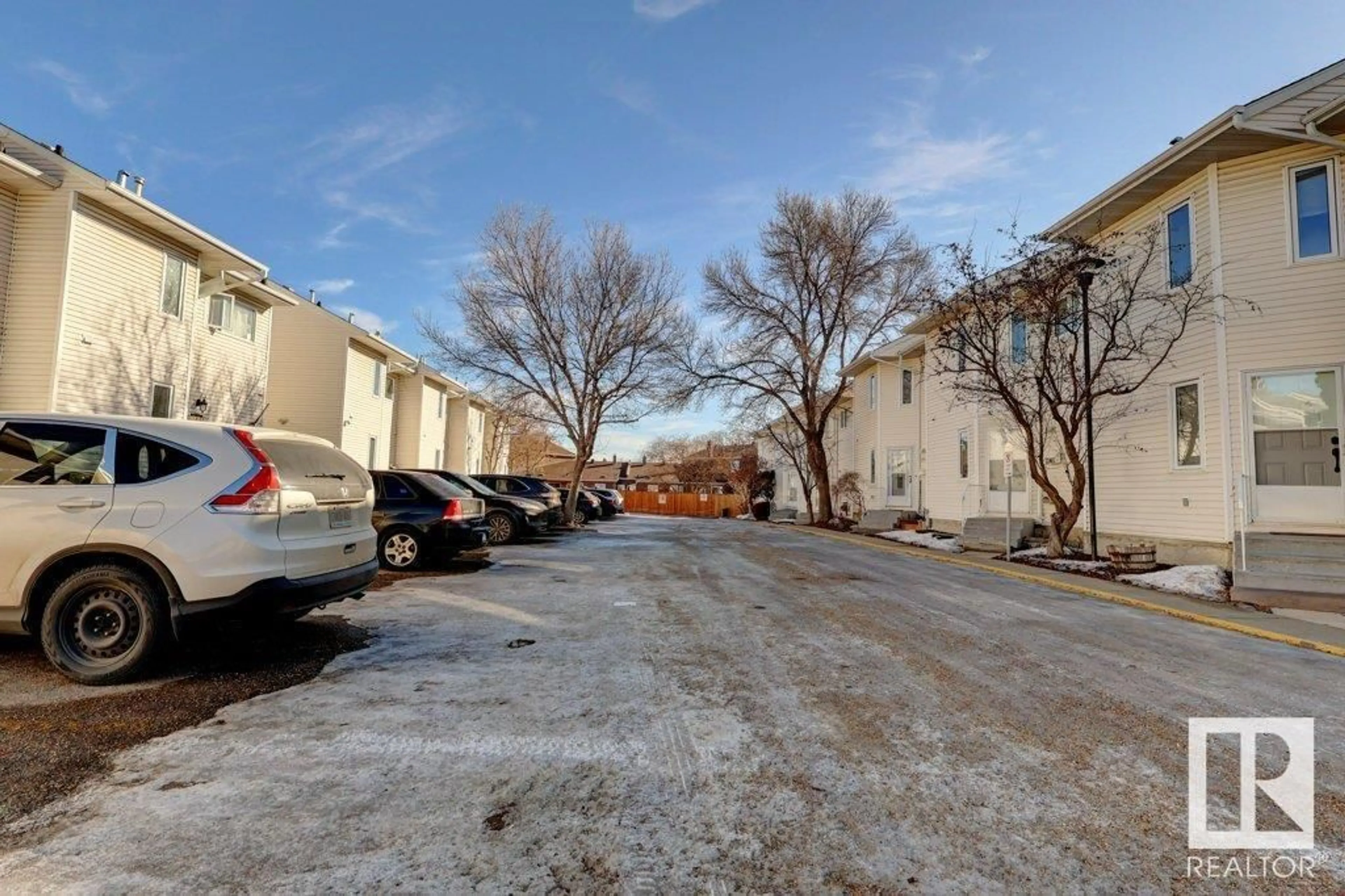 A pic from outside/outdoor area/front of a property/back of a property/a pic from drone, street for 17431 92 AV NW, Edmonton Alberta T5T3W6