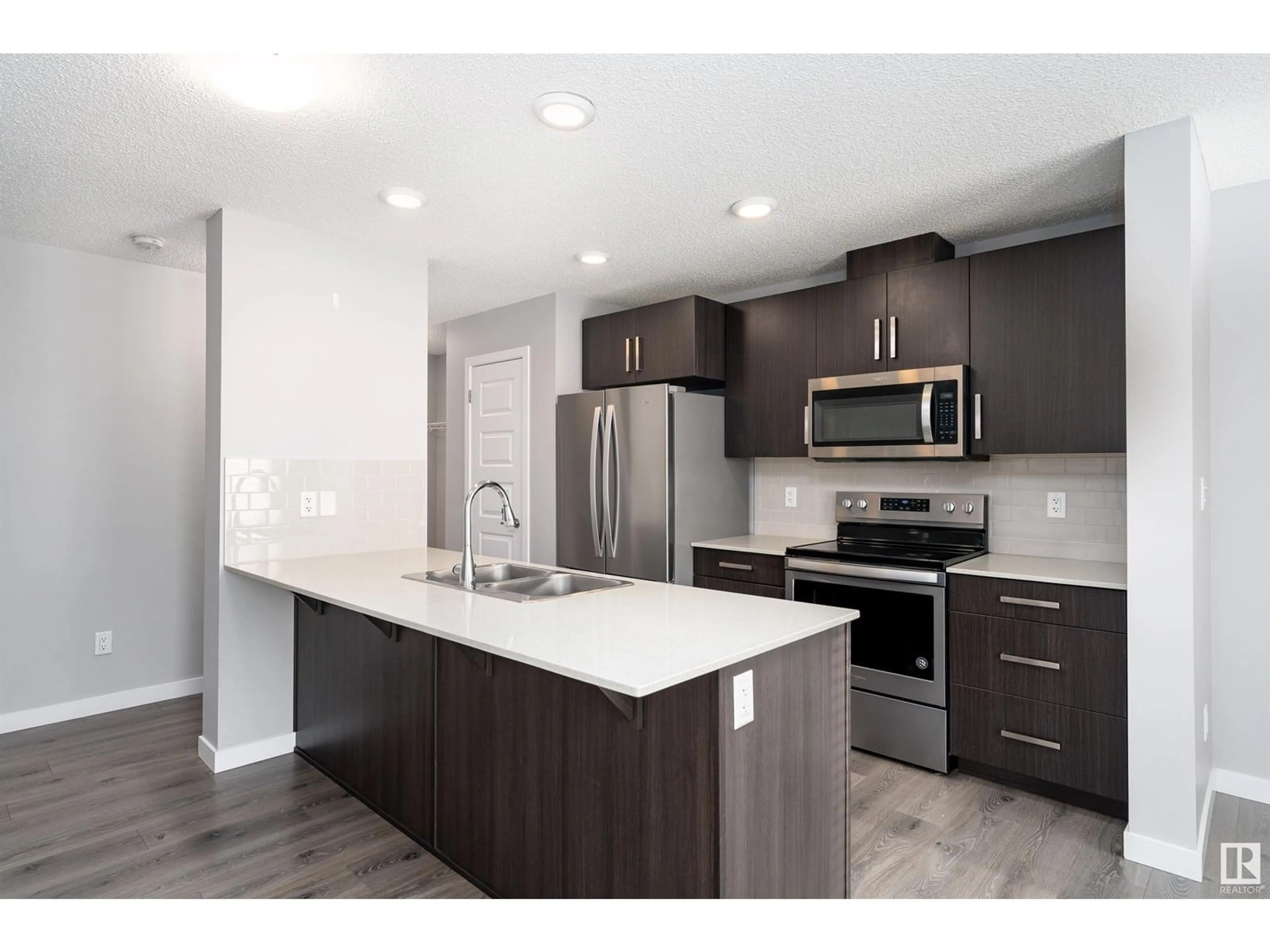 Open concept kitchen, unknown for 2536 CASEY WY SW, Edmonton Alberta T6W3N3