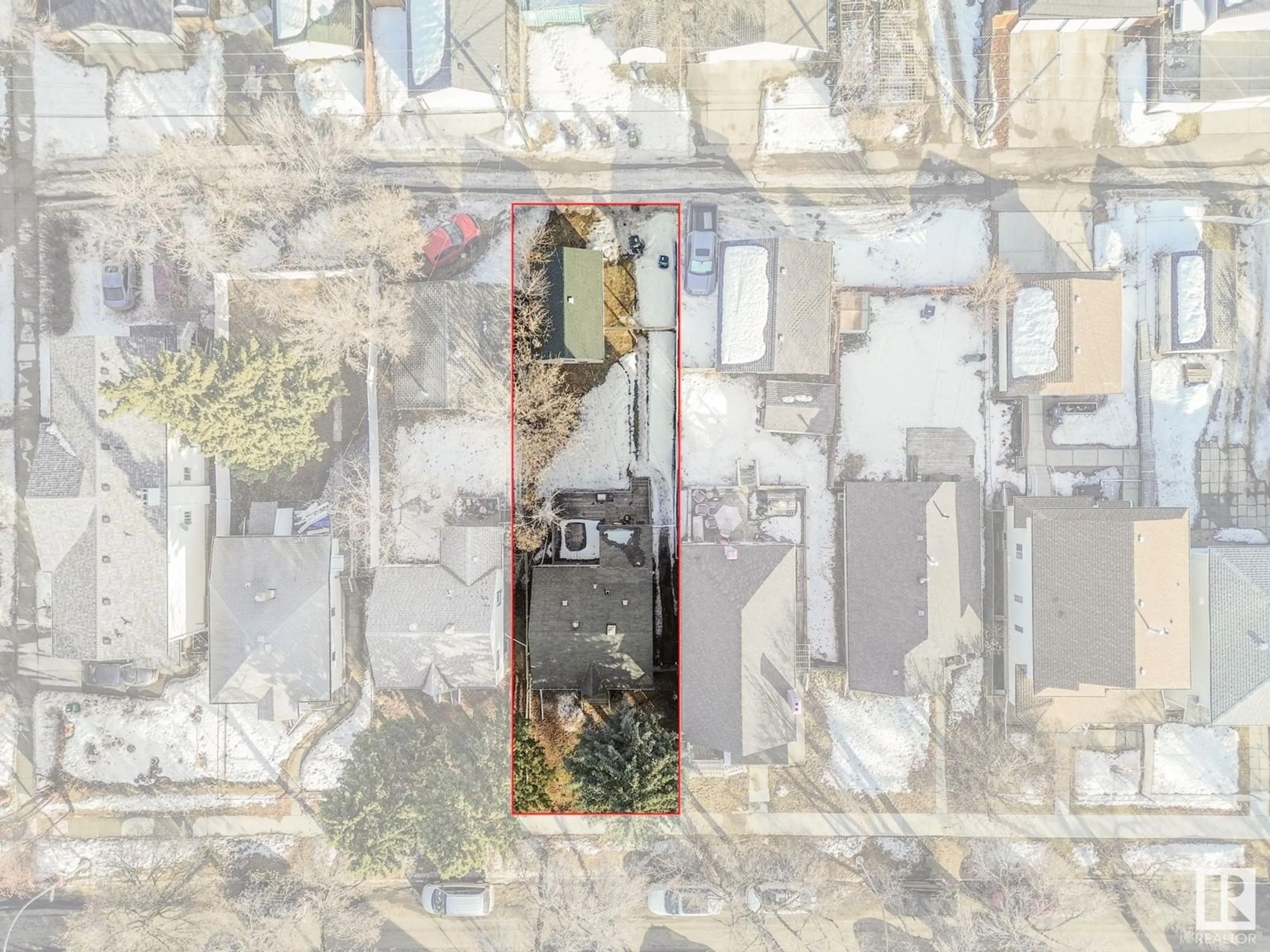 A pic from outside/outdoor area/front of a property/back of a property/a pic from drone, street for 11927 95A ST NW, Edmonton Alberta T5G1R4