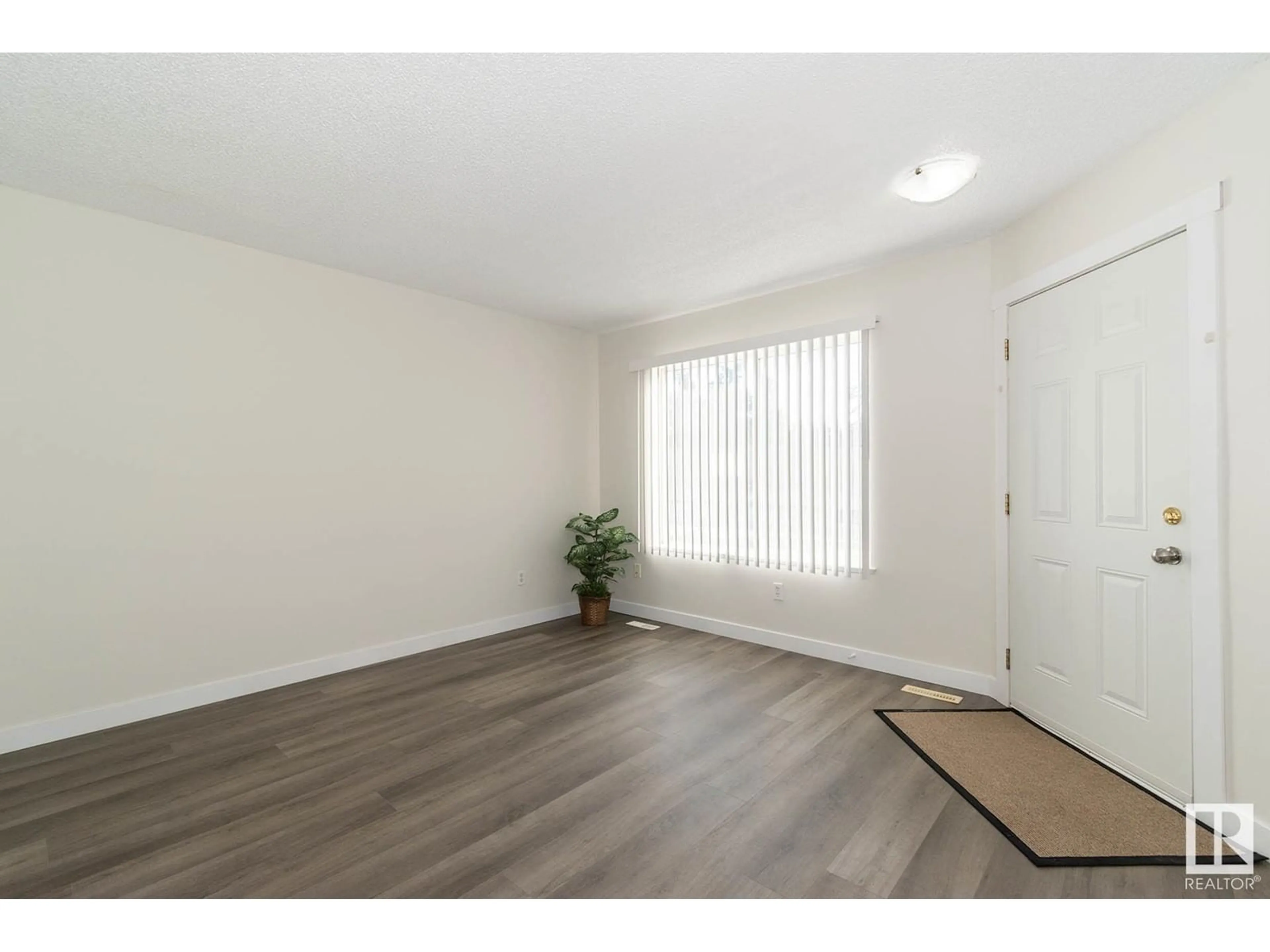 A pic of a room for #604 610 KING ST, Spruce Grove Alberta T7X4J9