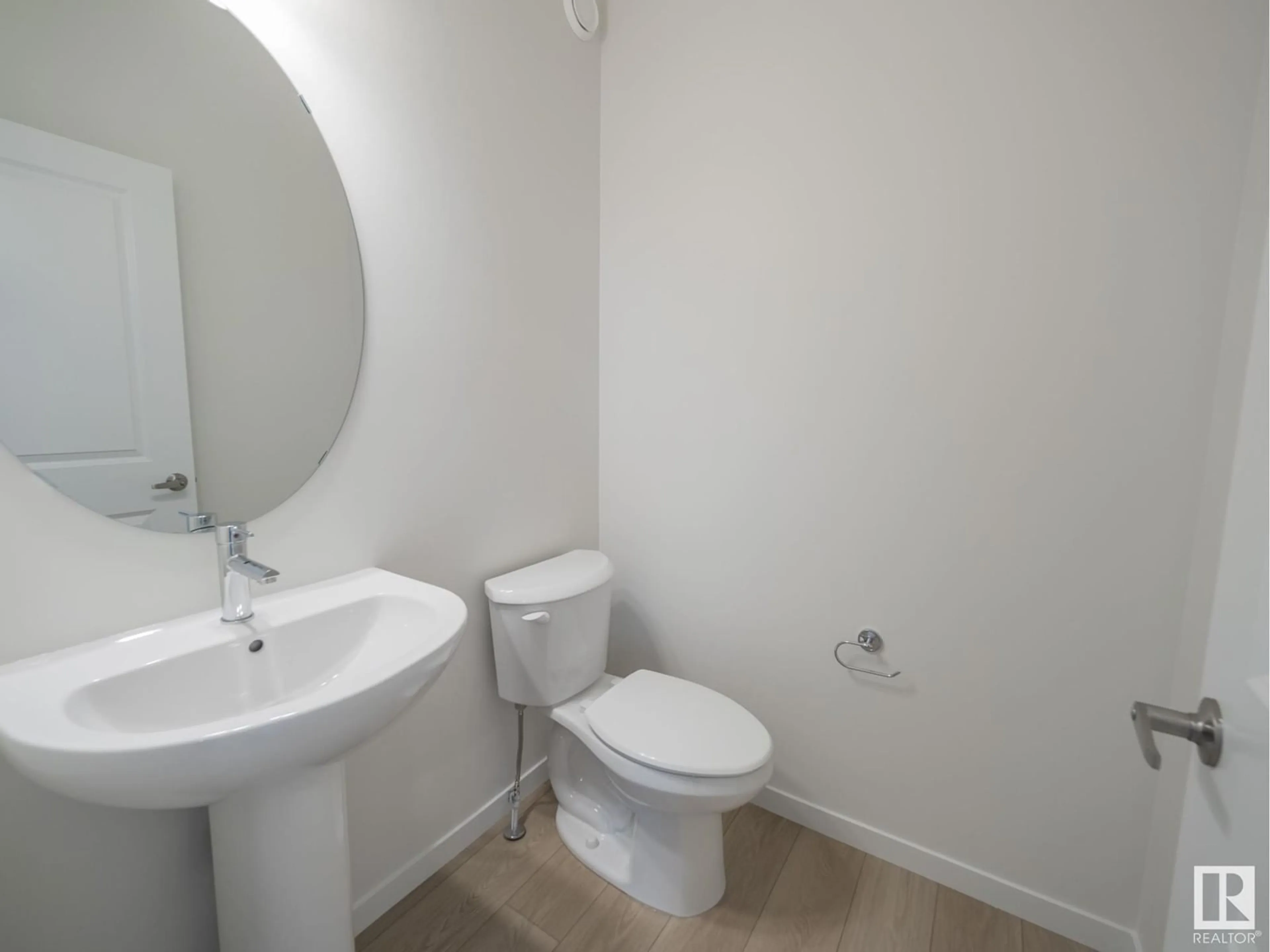 A pic of a room for 17367 3 ST, Edmonton Alberta T5Y4G7