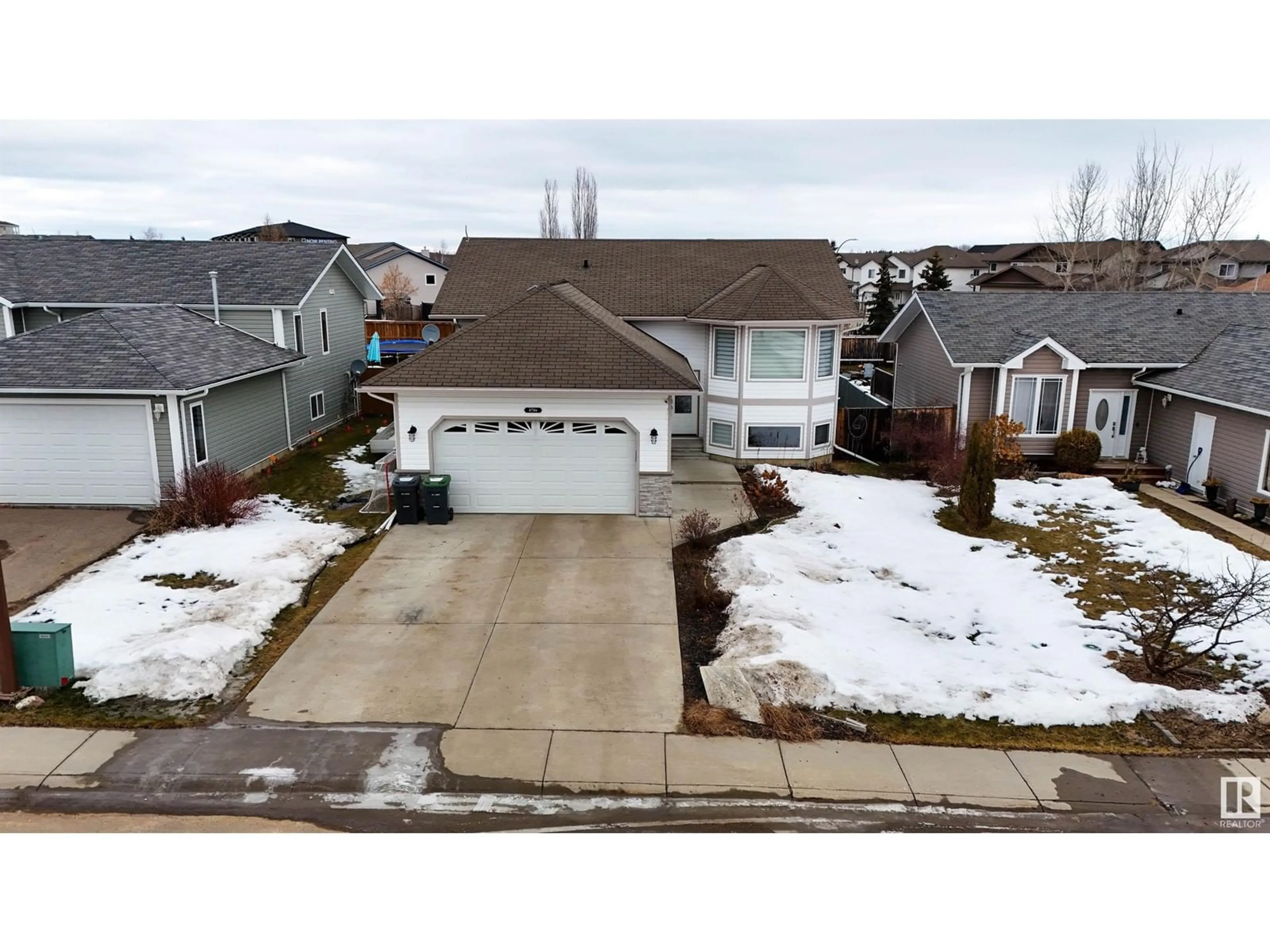 A pic from outside/outdoor area/front of a property/back of a property/a pic from drone, street for 4706 64 AVE, Cold Lake Alberta T9M2E5