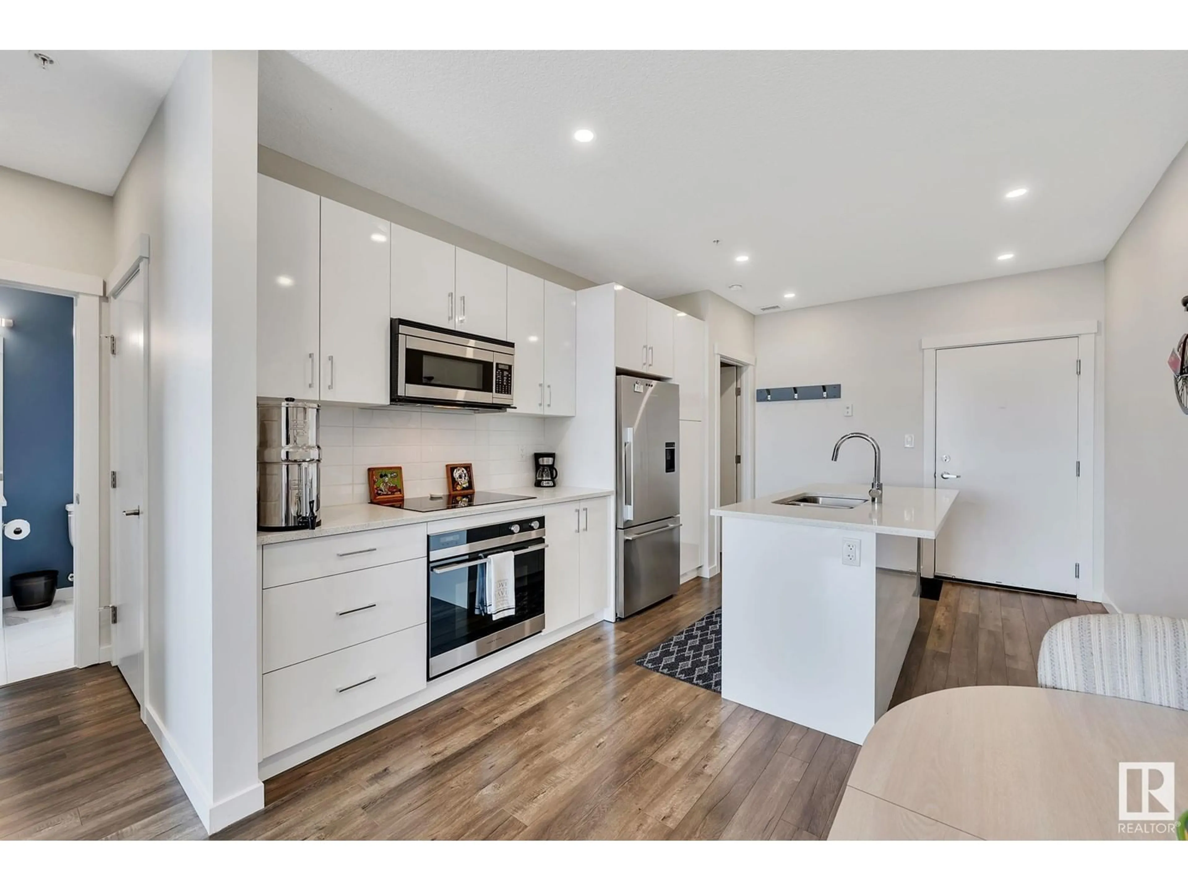 Open concept kitchen, unknown for 408 - 11503 76 AV, Edmonton Alberta T6G0K6