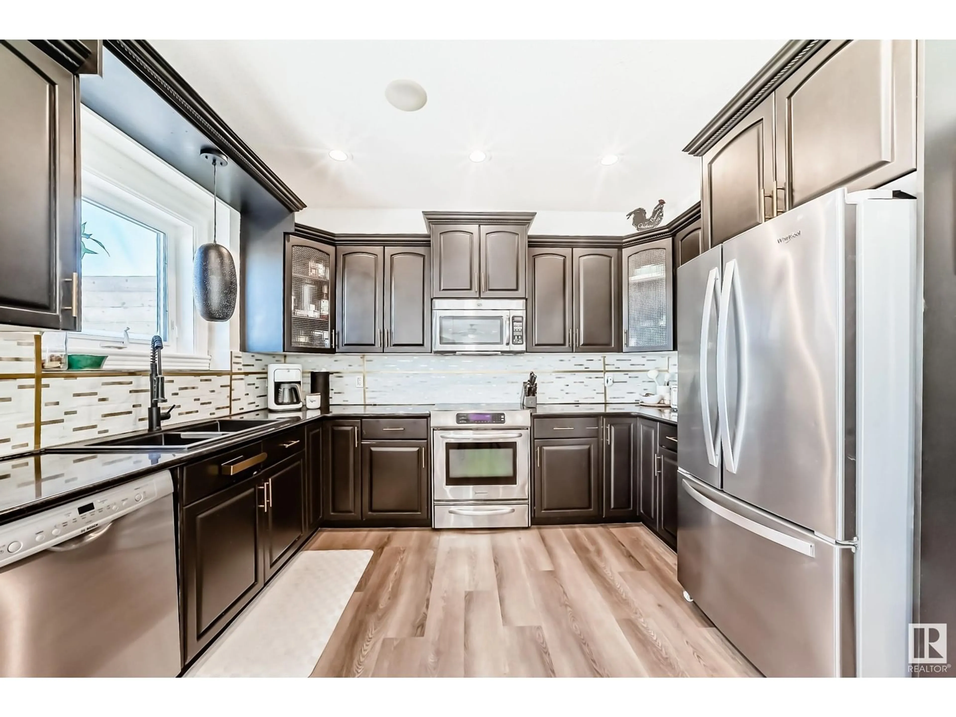 Open concept kitchen, unknown for 189 Mcdowell WD, Leduc Alberta T9E0J6