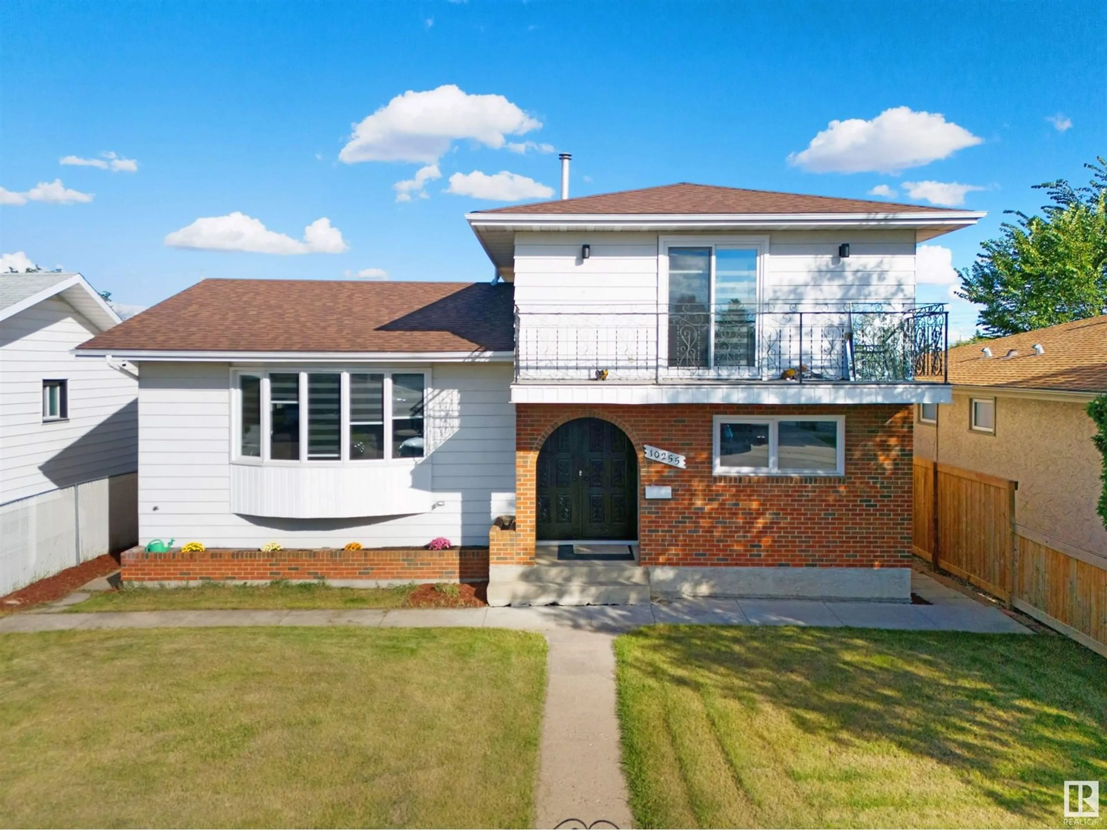 Unknown for 10255 159 ST NW, Edmonton Alberta T5P3A3