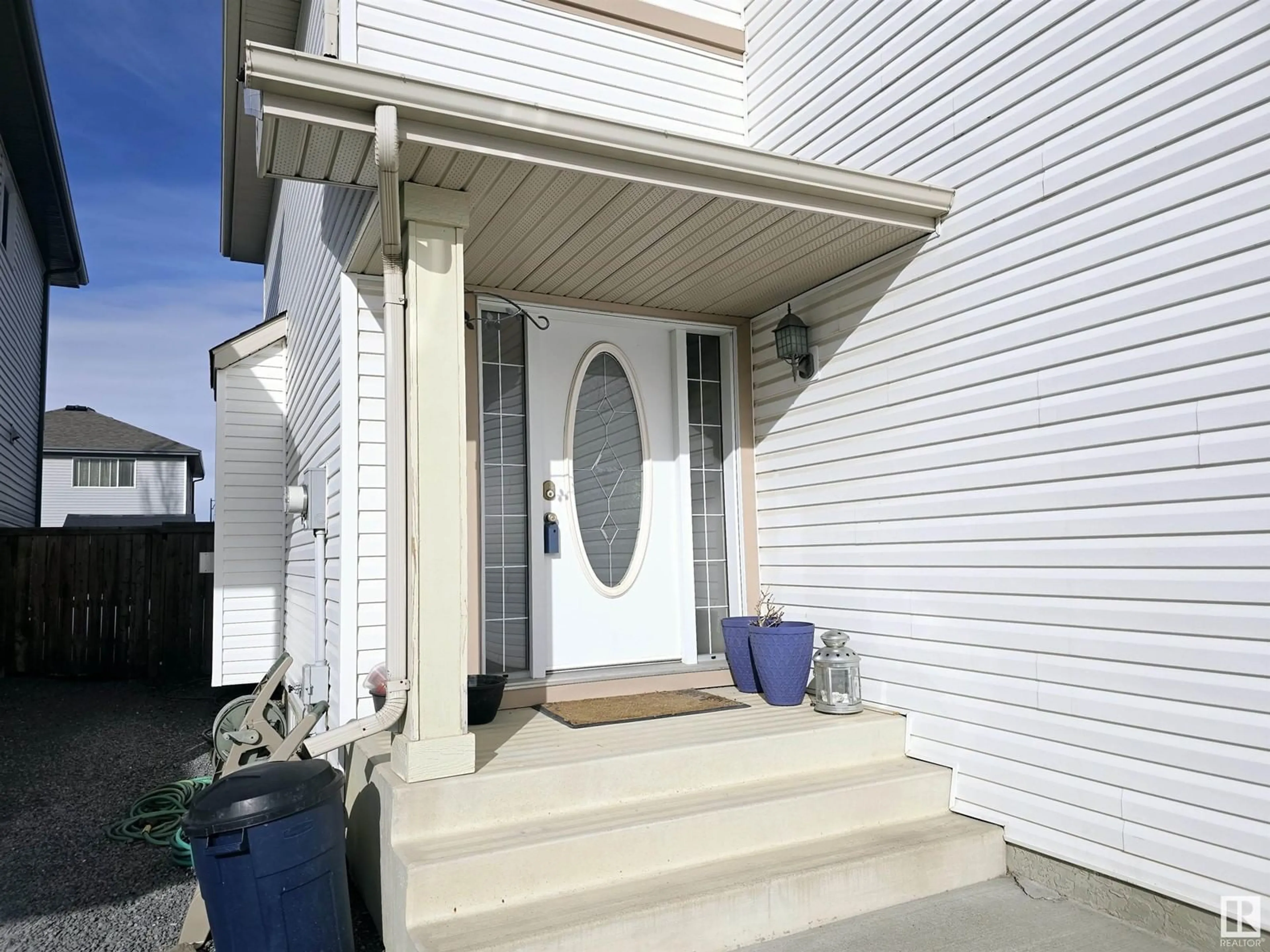 Indoor entryway for SW - 11808 13 AV, Edmonton Alberta T6W0C1