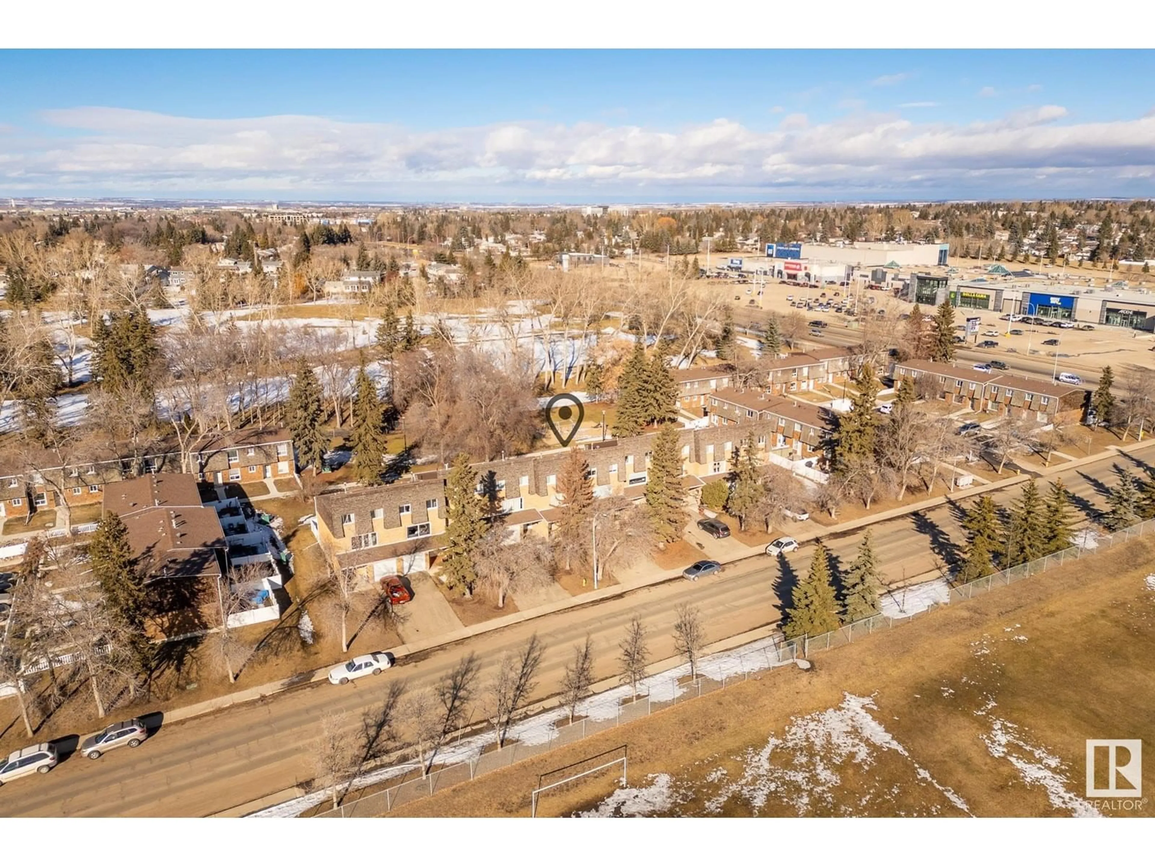 A pic from outside/outdoor area/front of a property/back of a property/a pic from drone, street for 25 GREAT OA, Sherwood Park Alberta T8A0V8