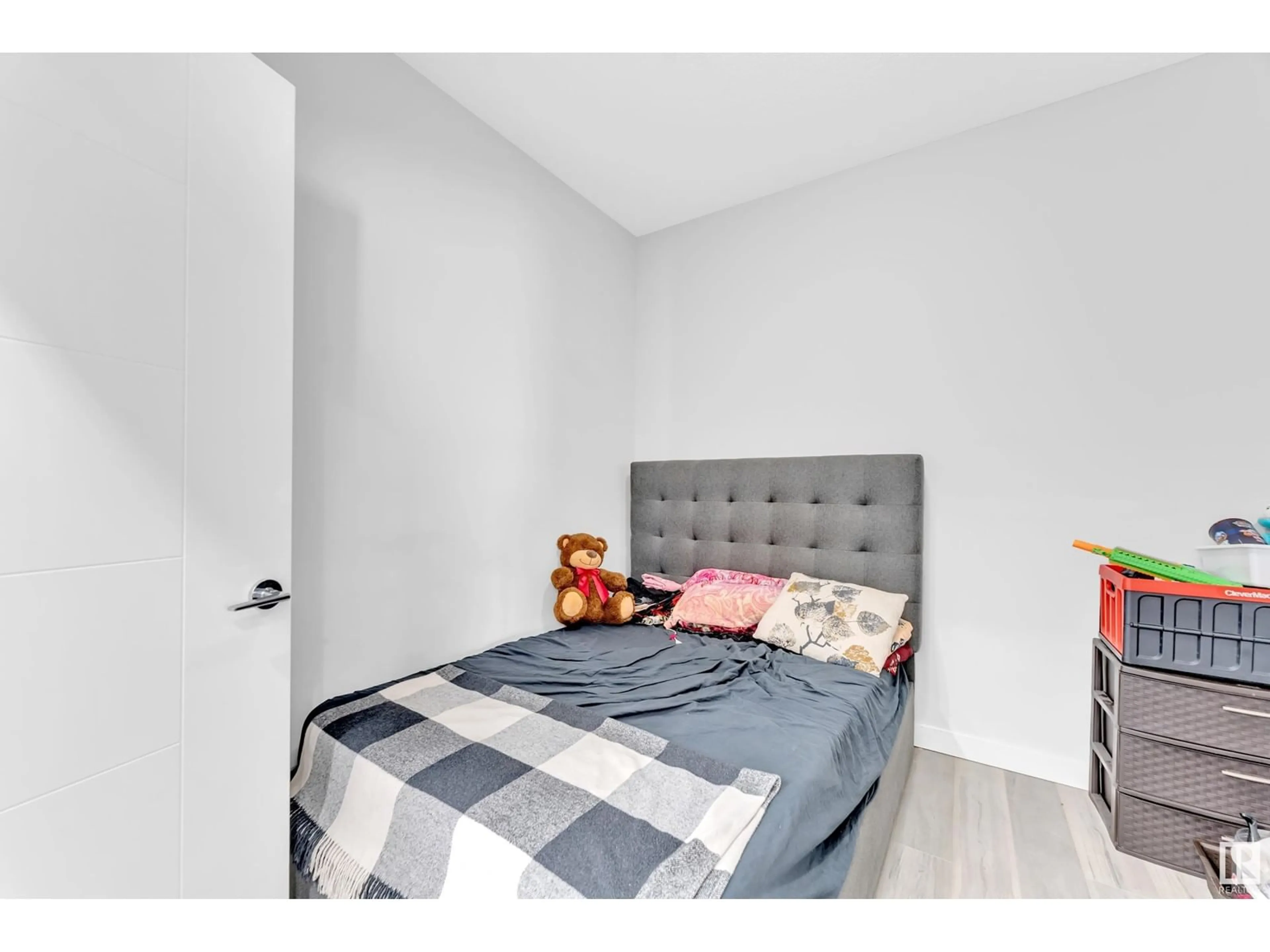 Bedroom with bed, unknown for 206 40A AV NW, Edmonton Alberta T6T2E8