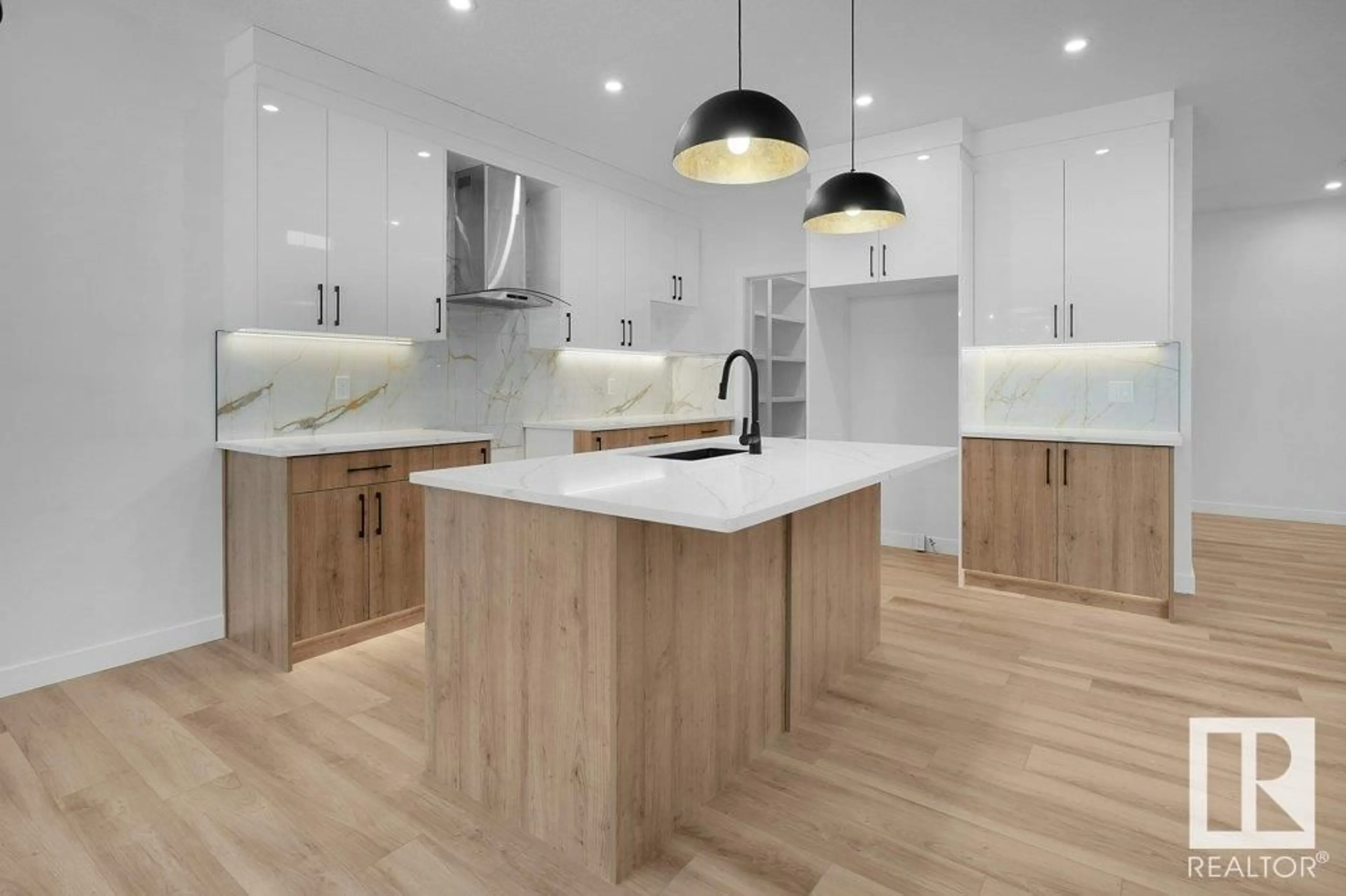 Contemporary kitchen, wood/laminate floor for 3290 CHERNOWSKI WAY, Edmonton Alberta T6W5H2