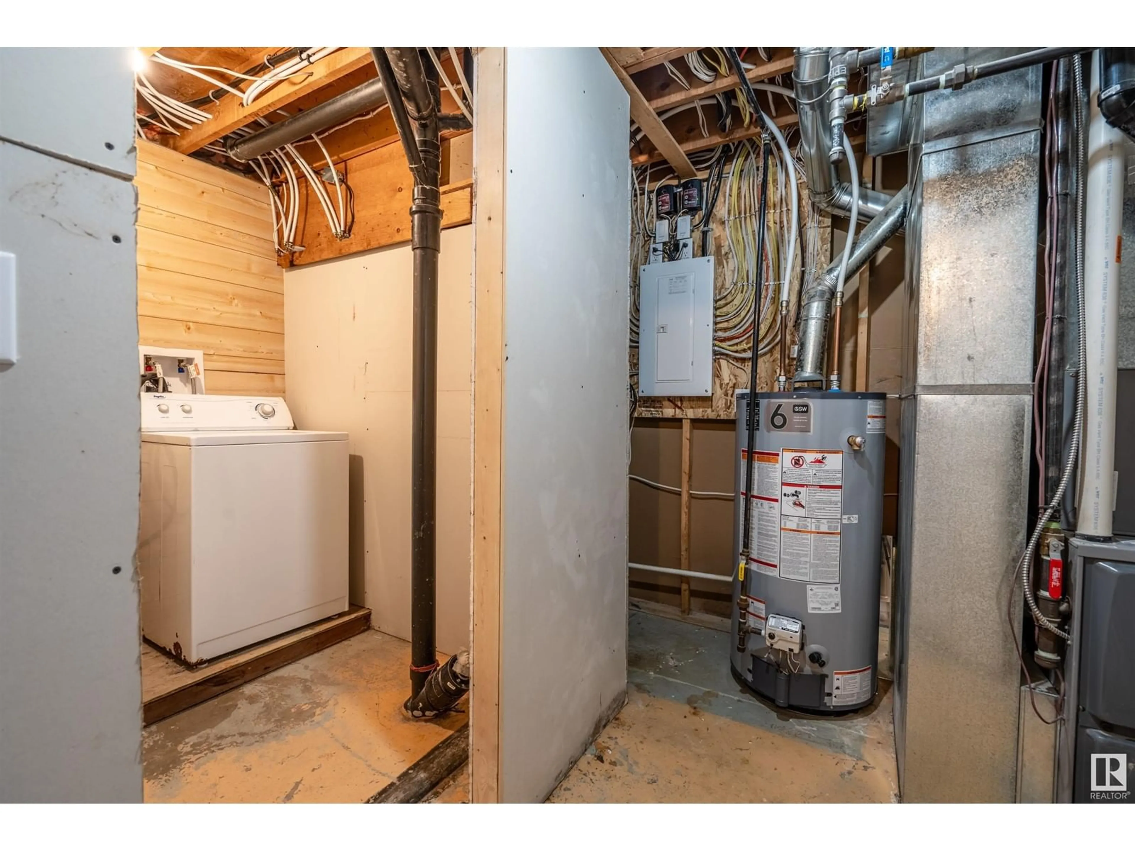 Laundry room for 405 - 61314 RR 463, Rural Bonnyville M.D. Alberta T9N2G9